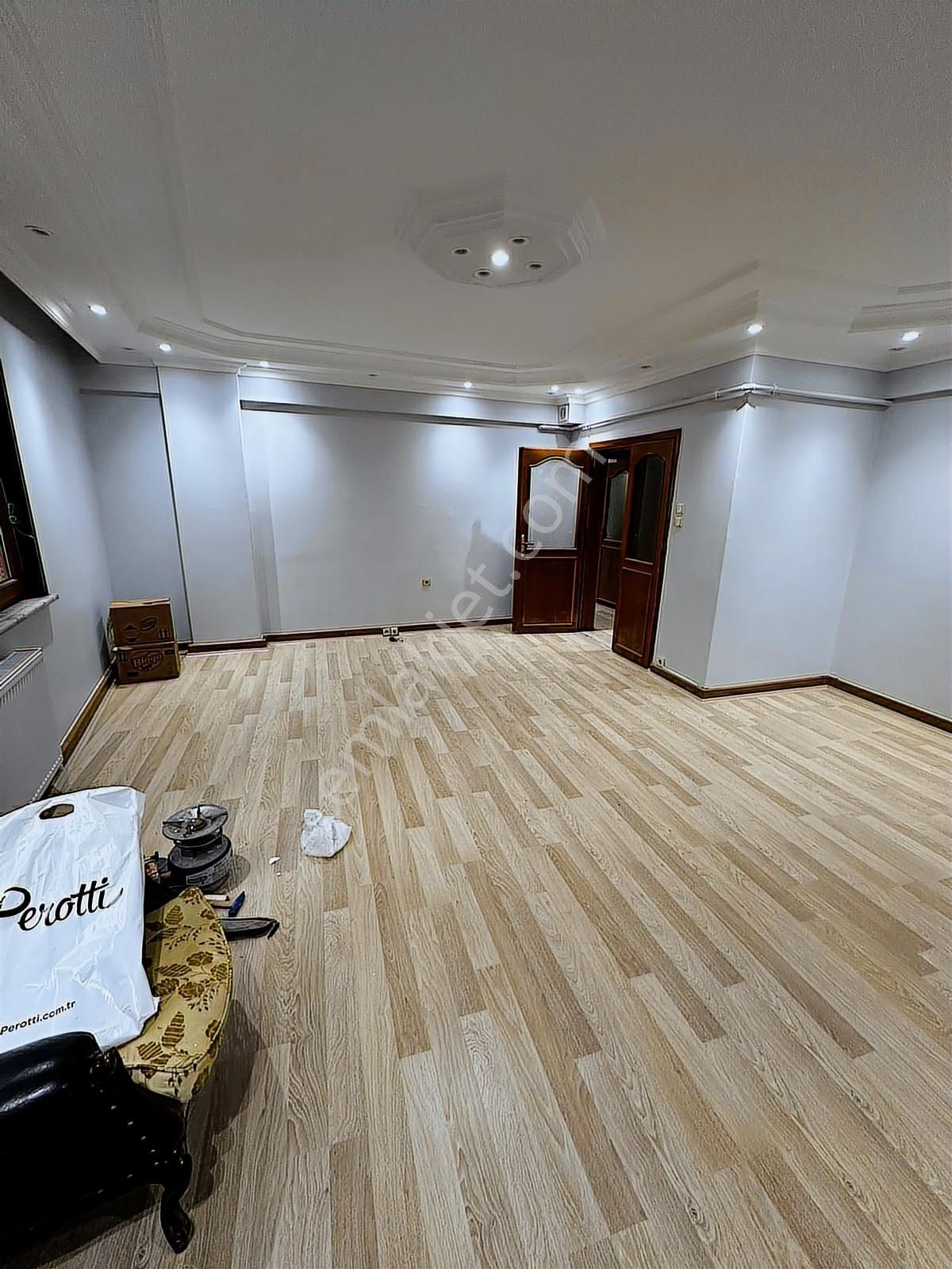 Fatih, Balipaşa'da | Otobüs & Metroya 3 Dk | Geniş 3 +1 Kiralık - Görsel 12