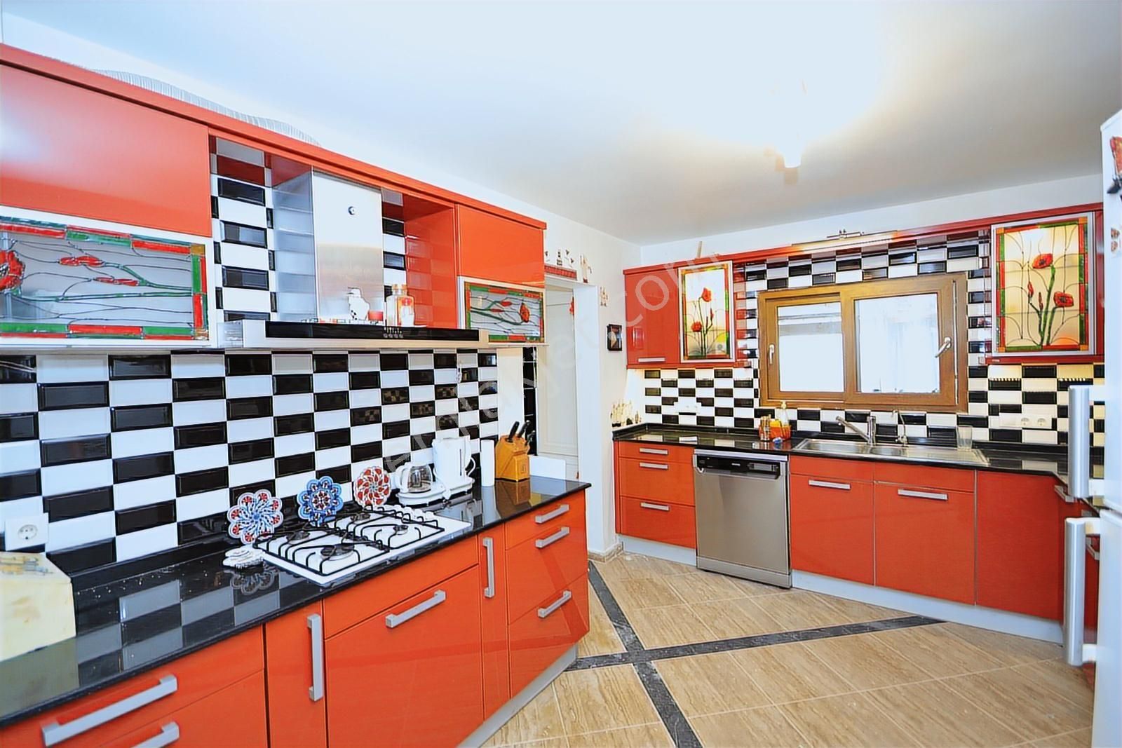 Bodrum Türkbükünde Arsa Fiyatına Malikane 6+2 / 400 M2 - Görsel 28