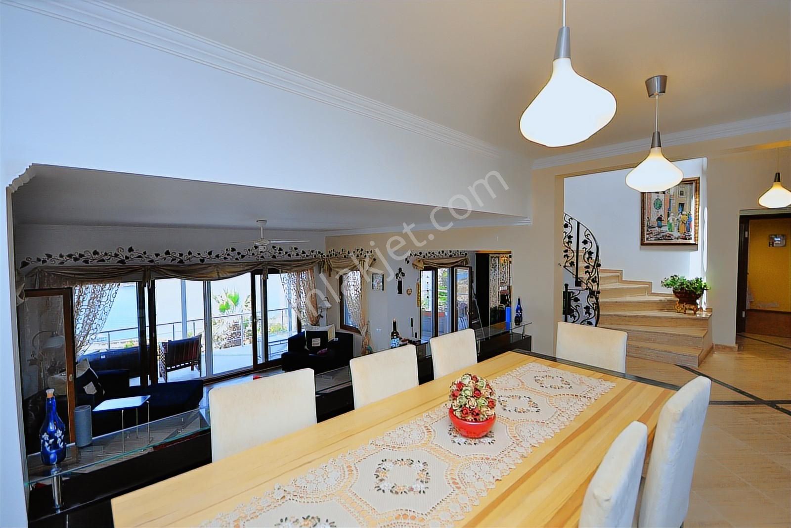 Bodrum Türkbükünde Arsa Fiyatına Malikane 6+2 / 400 M2 - Görsel 18