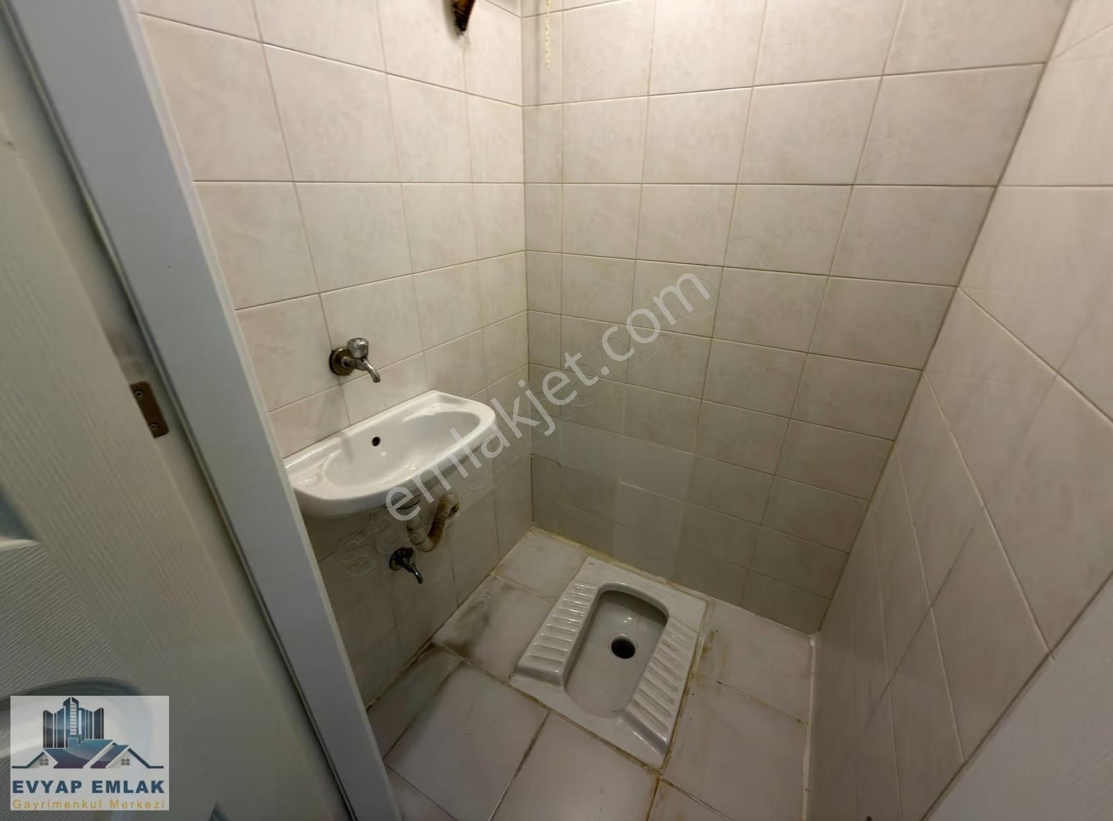 Bahçelievler Merkezi Konum 3+1 Asansörlü Eşyalı Kiralık Temiz - Görsel 8