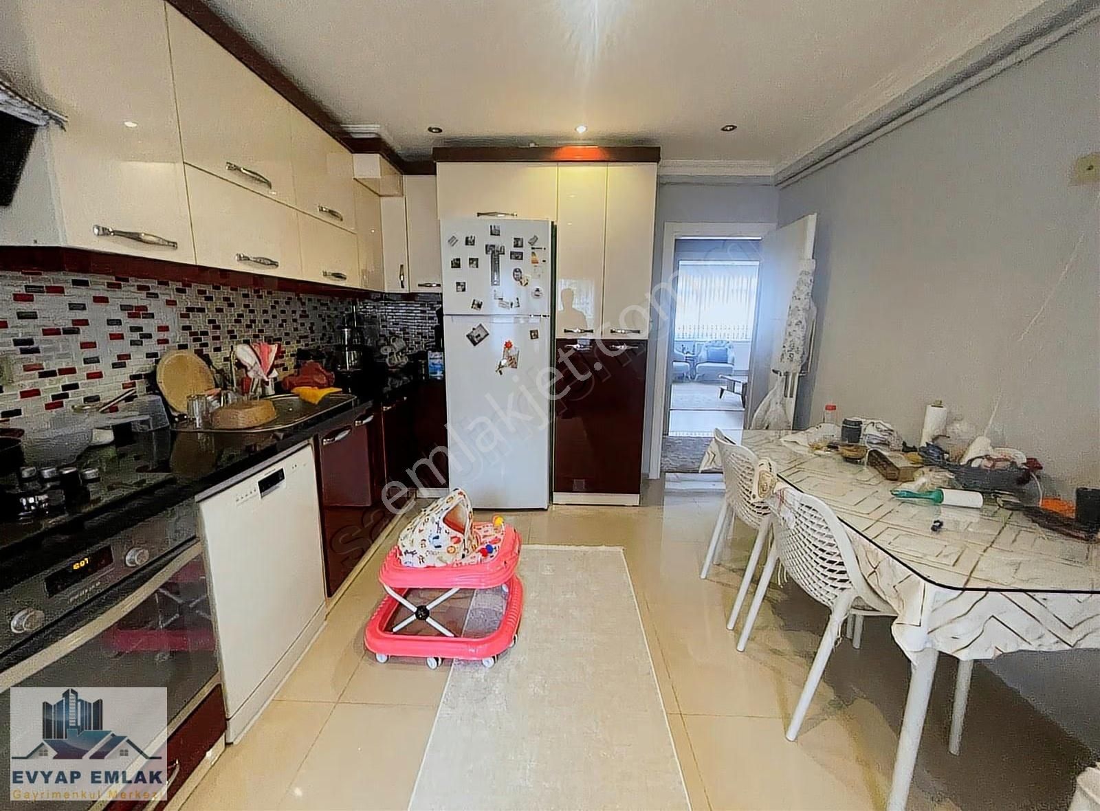 Ev-yap'tan Bahçelievler Yayla Merkez'de 3+1 Geniş Köşe Yapılı - Görsel 12