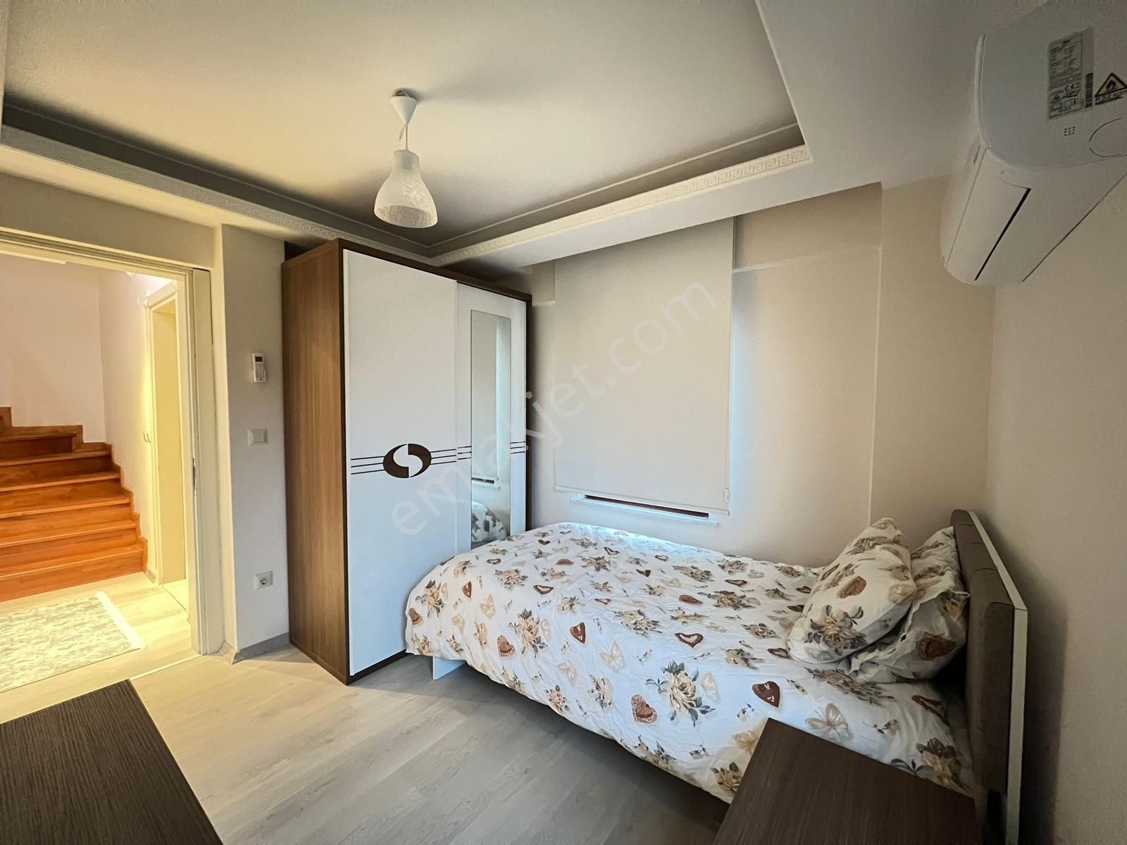 Kurtköy Dibektaş Mah'de Satılık Göl Manzaralı Villa - Görsel 26