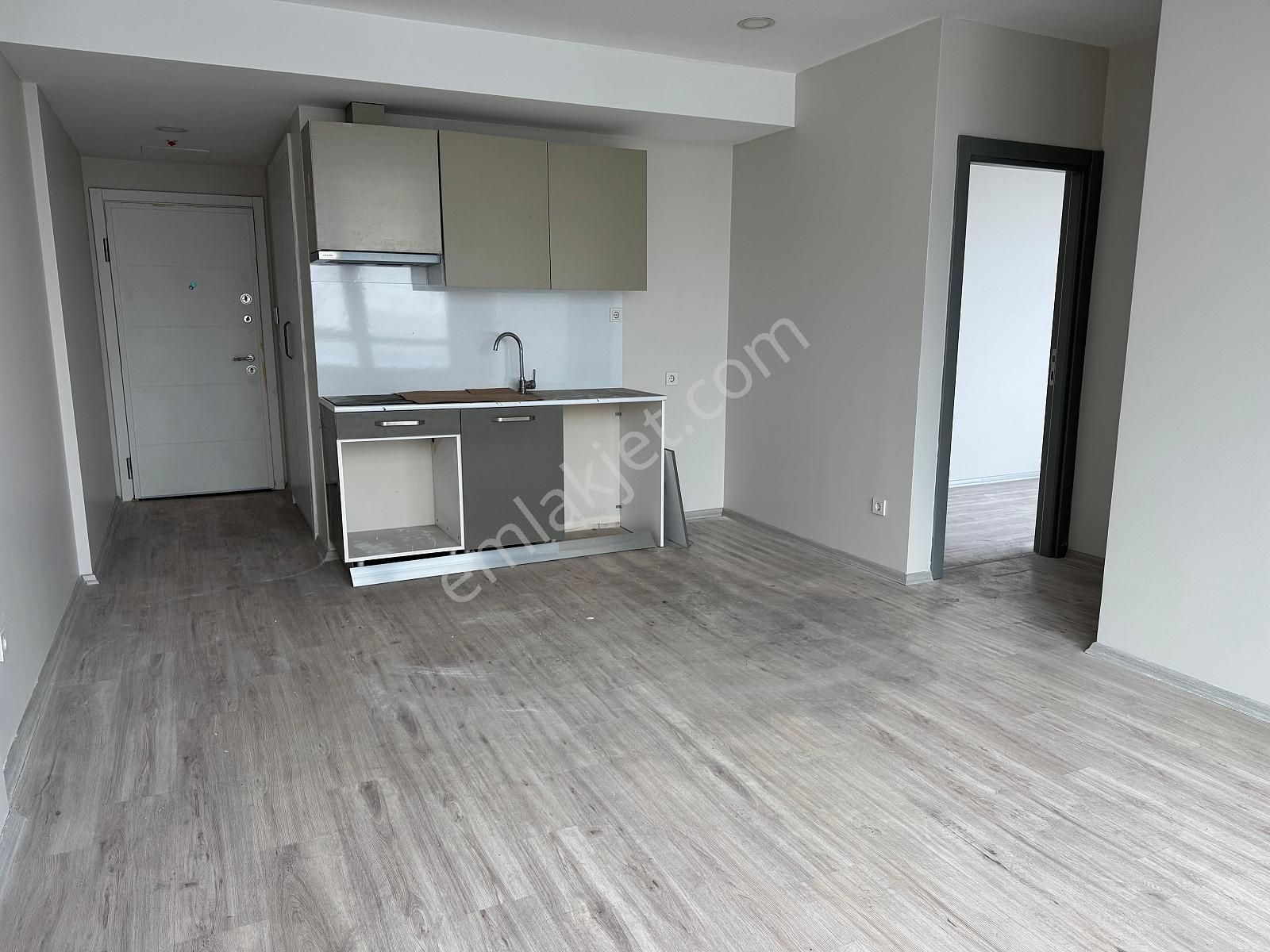 Esenyurt'ta Havuzlu Almina Tower'da 1+1 Kiralık Daire | Tekce - Görsel 5