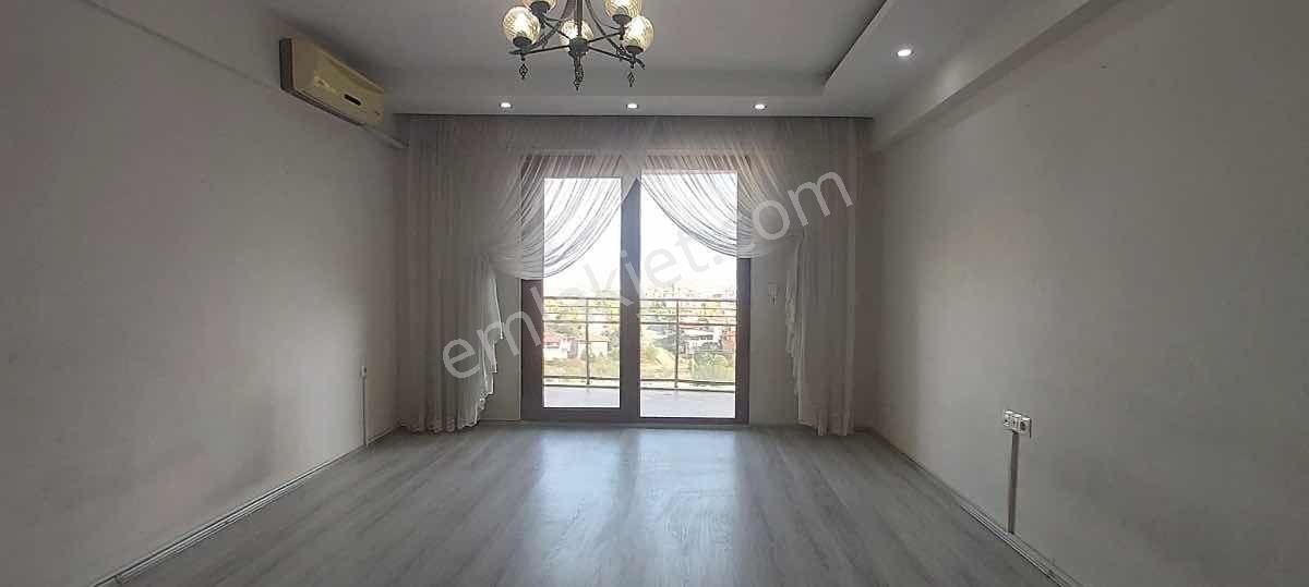 Naz Bayrak Üstü Pırlanta Sitesinde 3+1 Kiralık Daire - Görsel 7