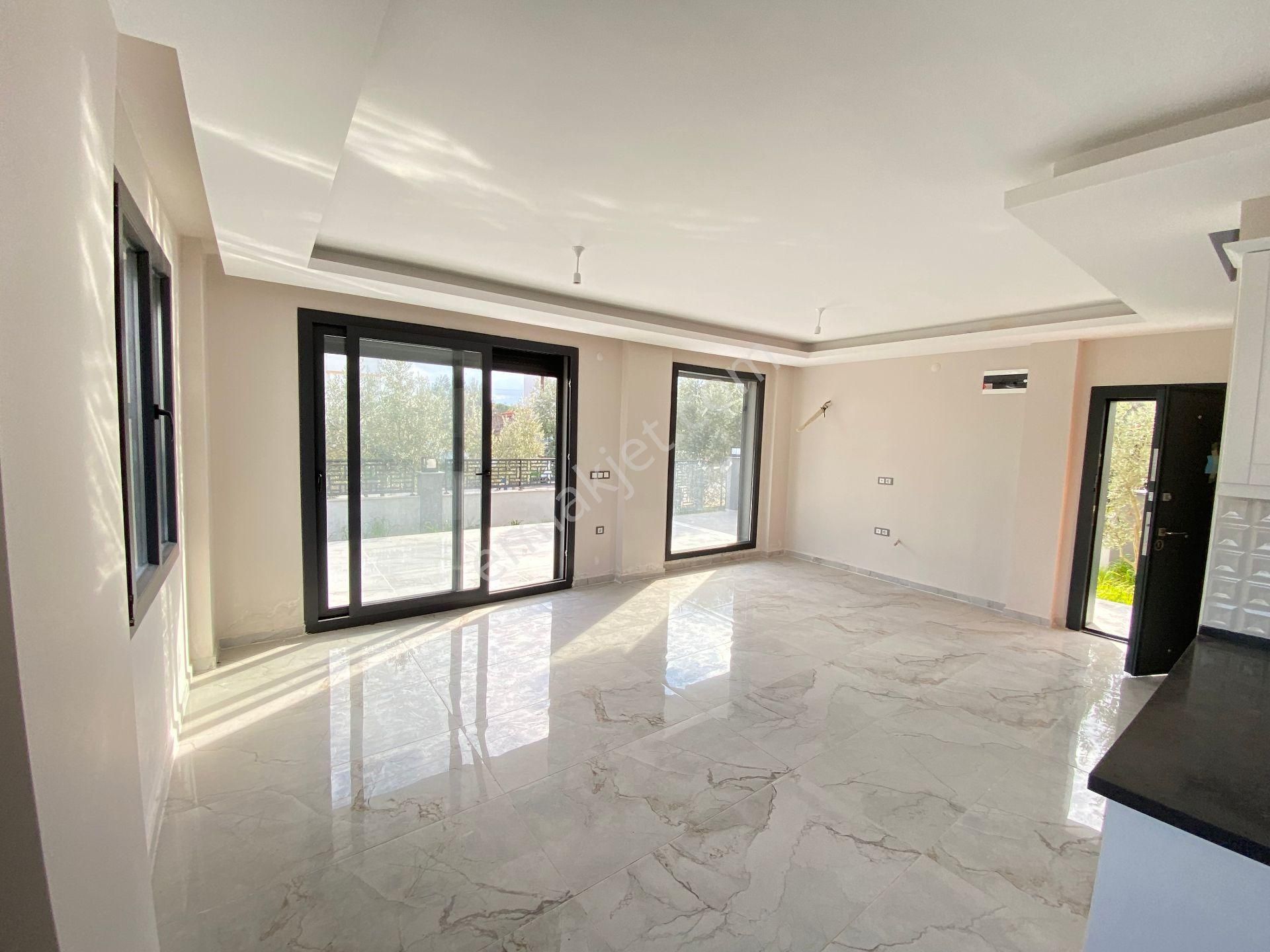 Seferihisar Cumhuriyet Mah. 300m² Arsa İçinde Satılık Tam Müstakil 3+1 Villa - Görsel 12