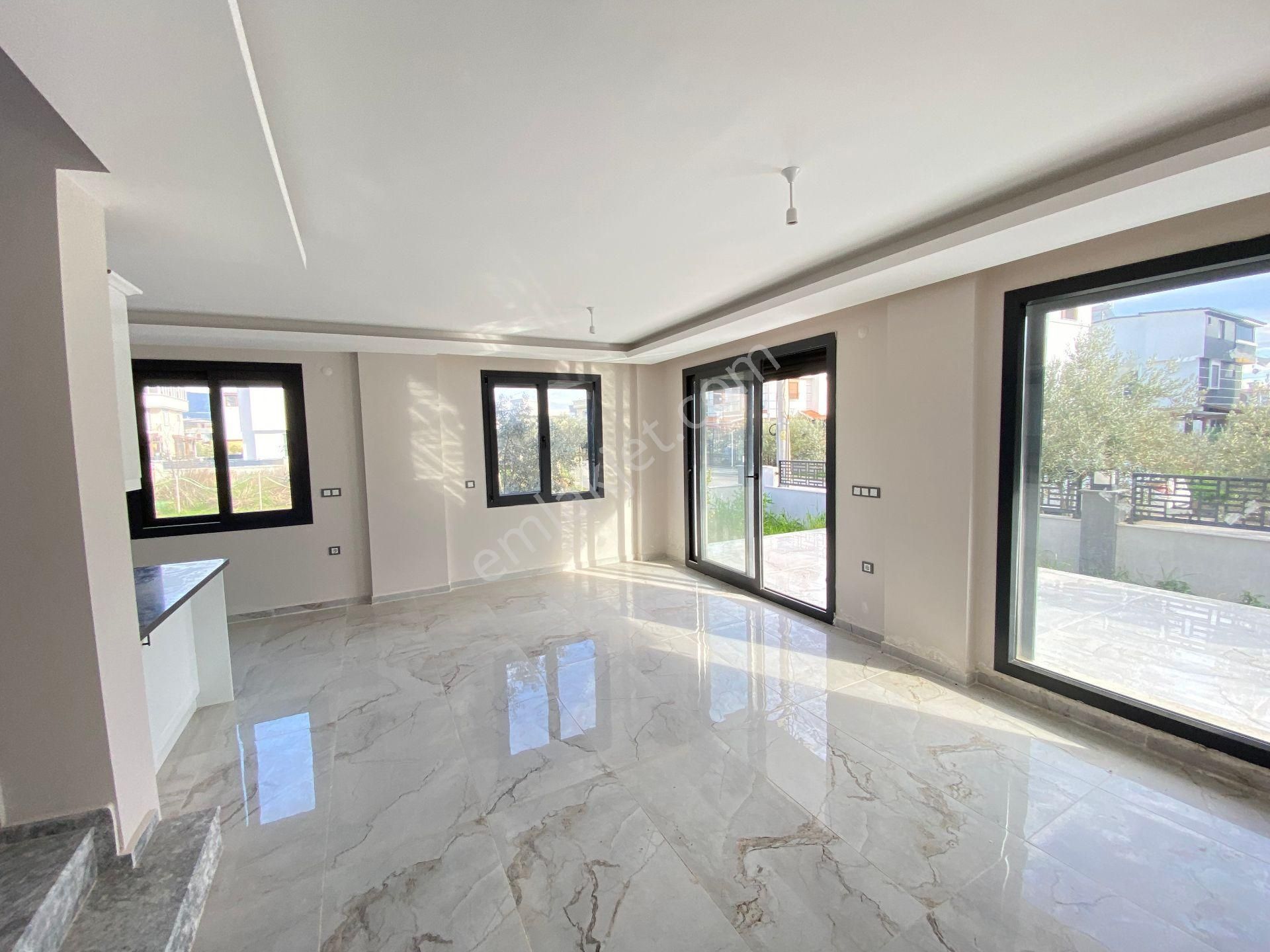 Seferihisar Cumhuriyet Mah. 300m² Arsa İçinde Satılık Tam Müstakil 3+1 Villa - Görsel 14