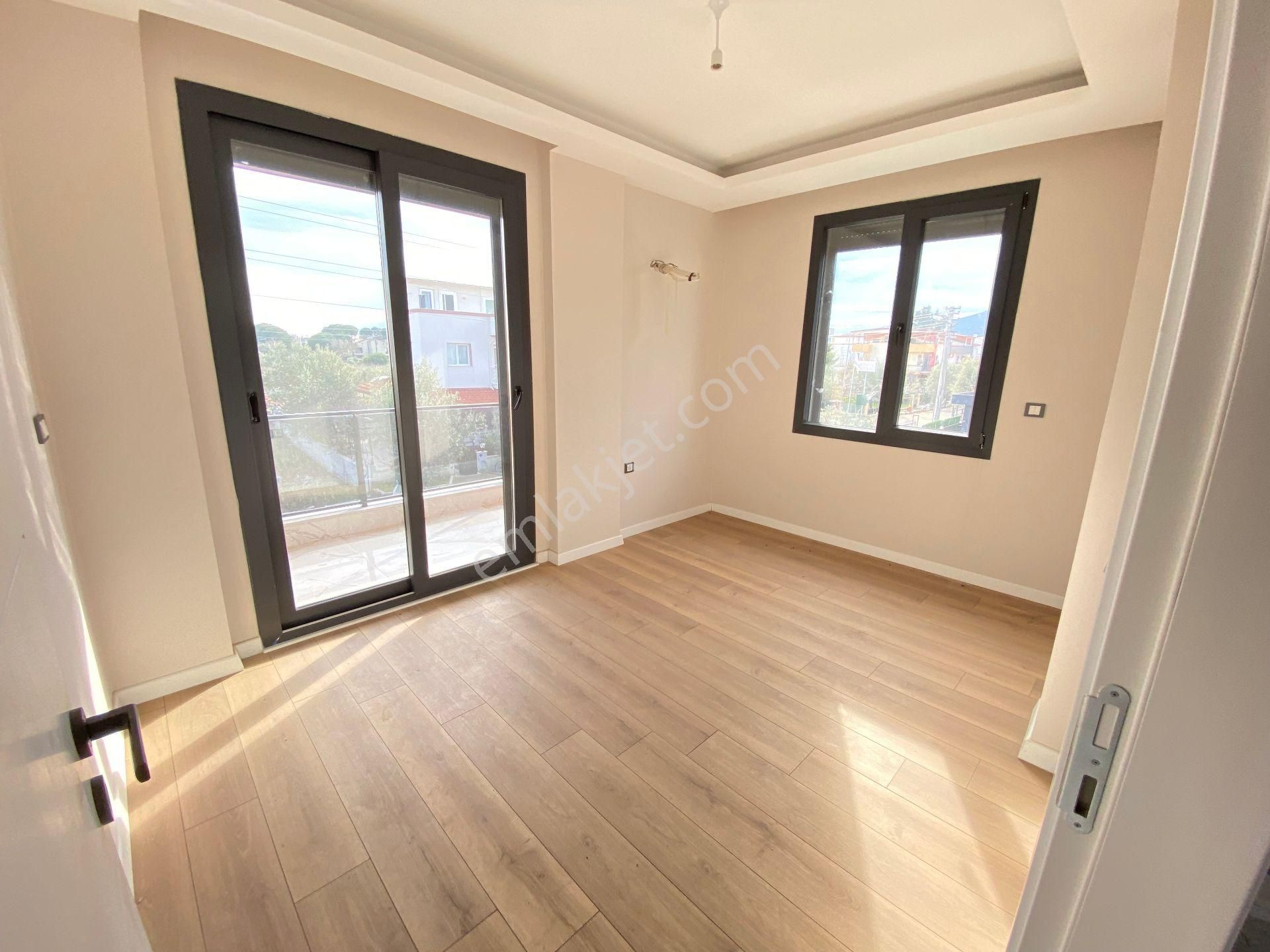 Seferihisar Cumhuriyet Mah. 300m² Arsa İçinde Satılık Tam Müstakil 3+1 Villa - Görsel 24