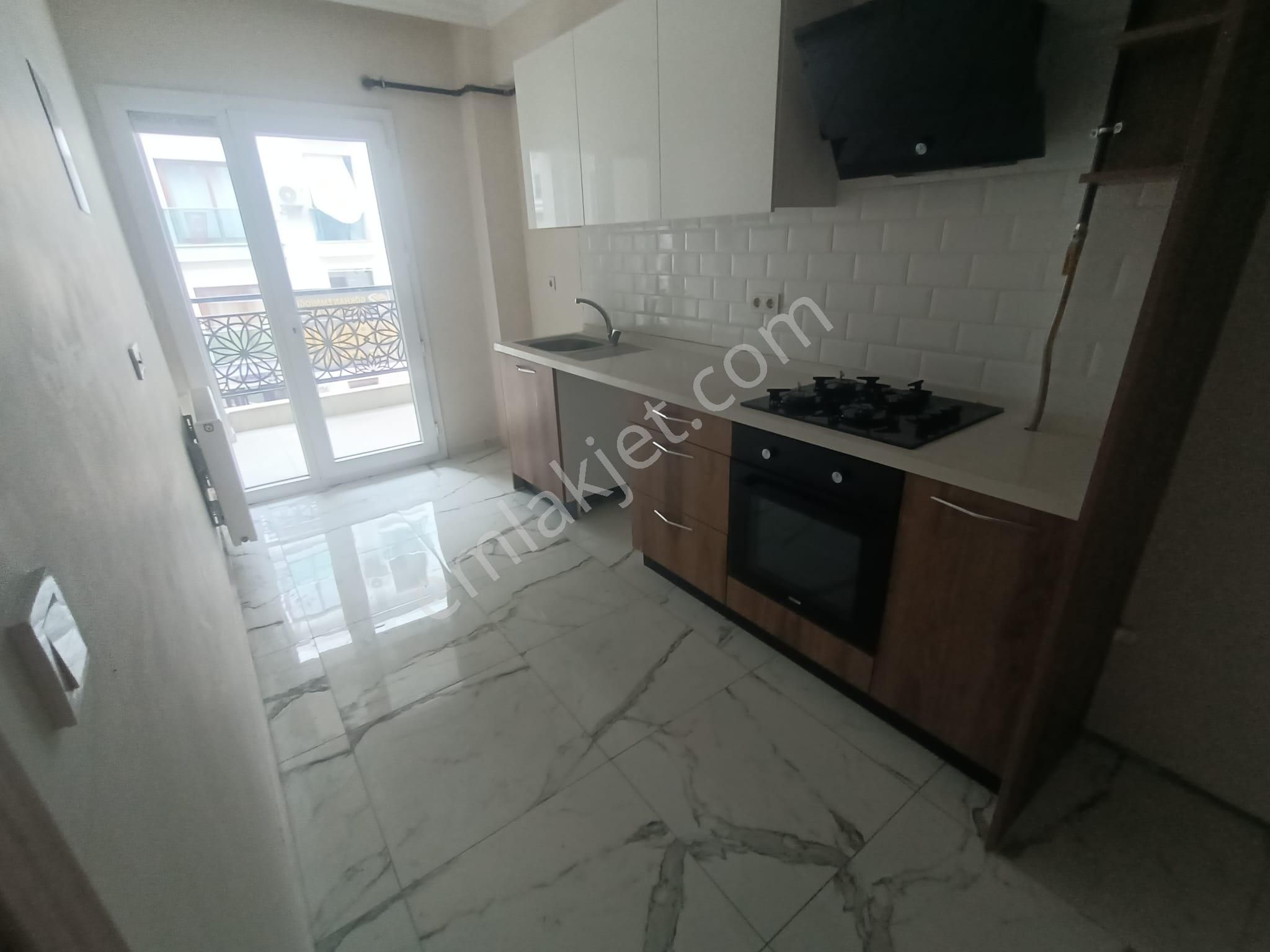 Yeni Girne Yakını 2+1 Doğalgazlı Bakımlı Ara Kat Daire - Görsel 18