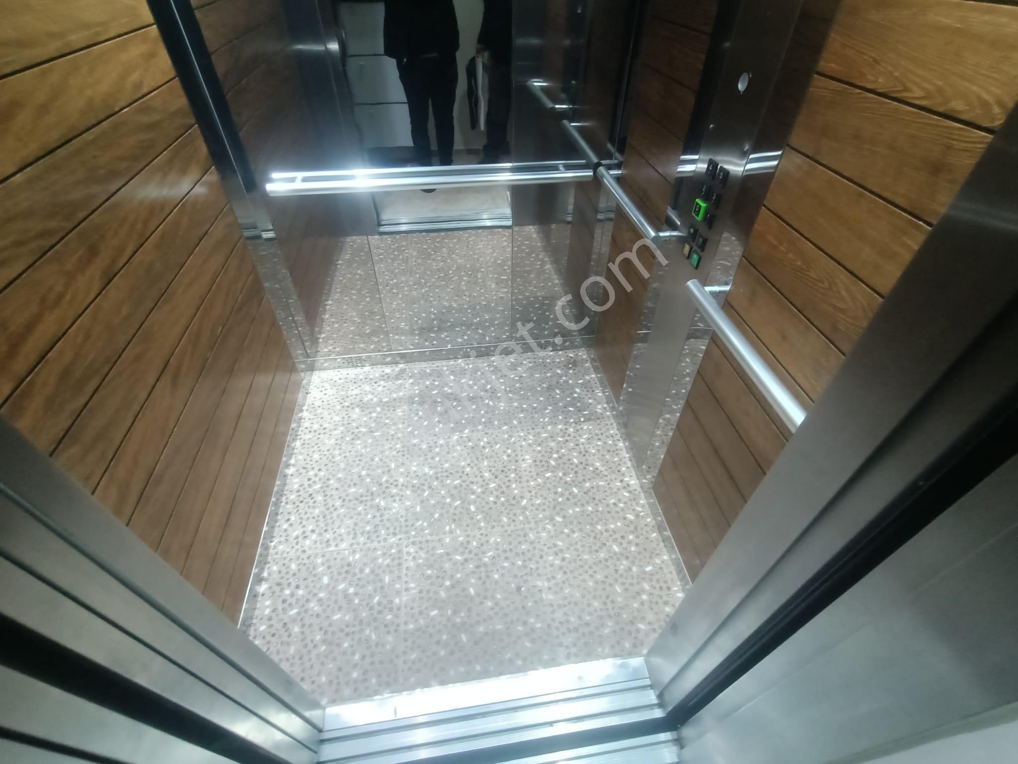 Yeni Girne Yakını 2+1 Doğalgazlı Bakımlı Ara Kat Daire - Görsel 6