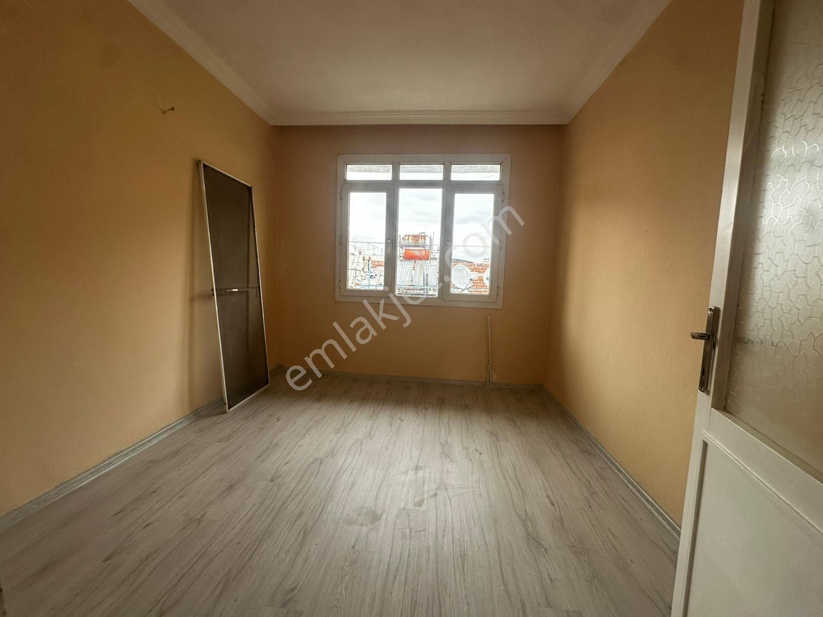 Turpa Konumev'den Yunus Emre Mahallesi'nde Kiralık 2+1 Daire - Görsel 8