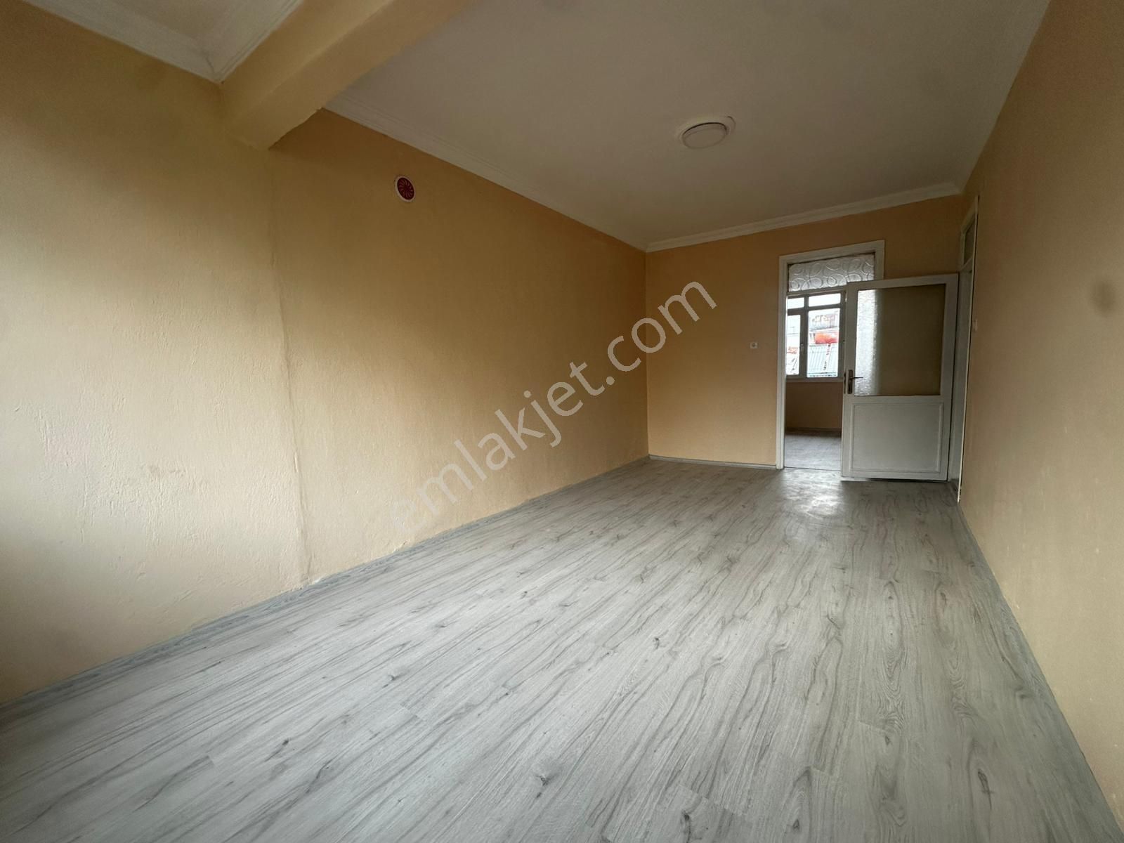 Turpa Konumev'den Yunus Emre Mahallesi'nde Kiralık 2+1 Daire - Görsel 7