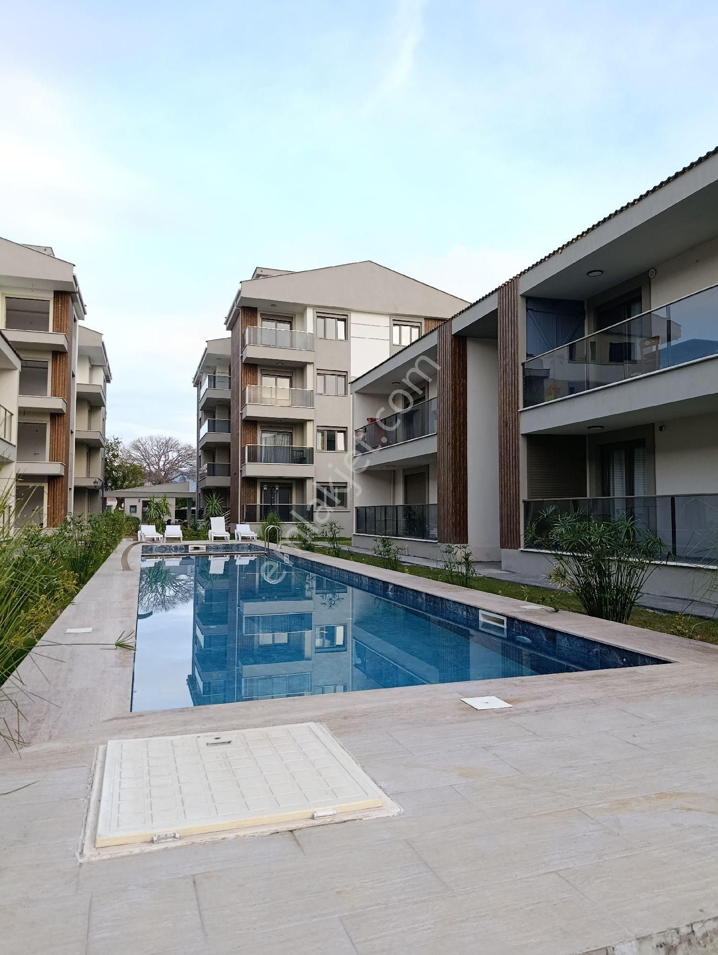 Taş Emlak'tan Havuzlu Sitede 3+1 Sıfır Daire - Görsel 3