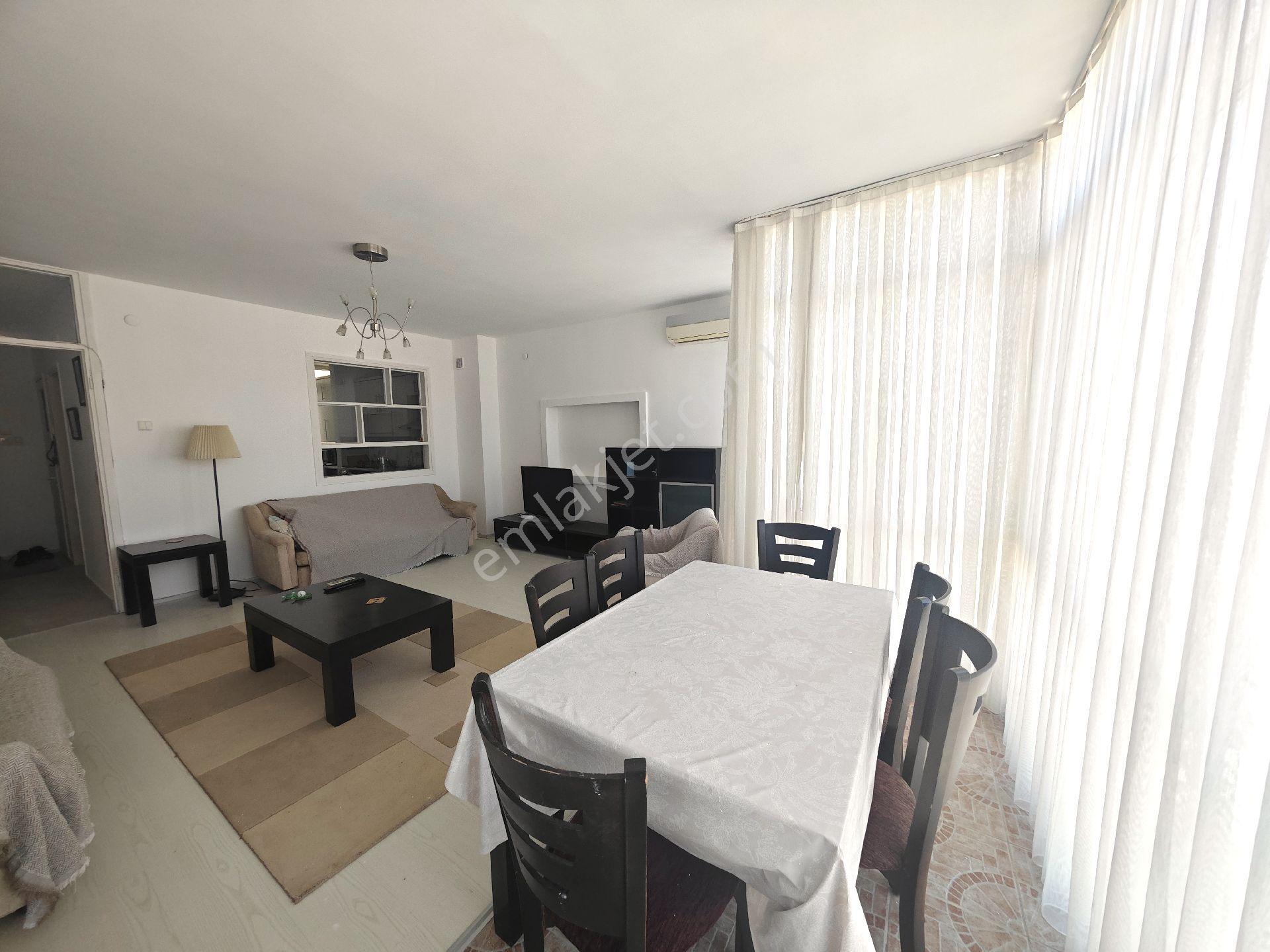 Aksoy Palmiye Sokak 2+1 Eşyalı Kiralık Daire