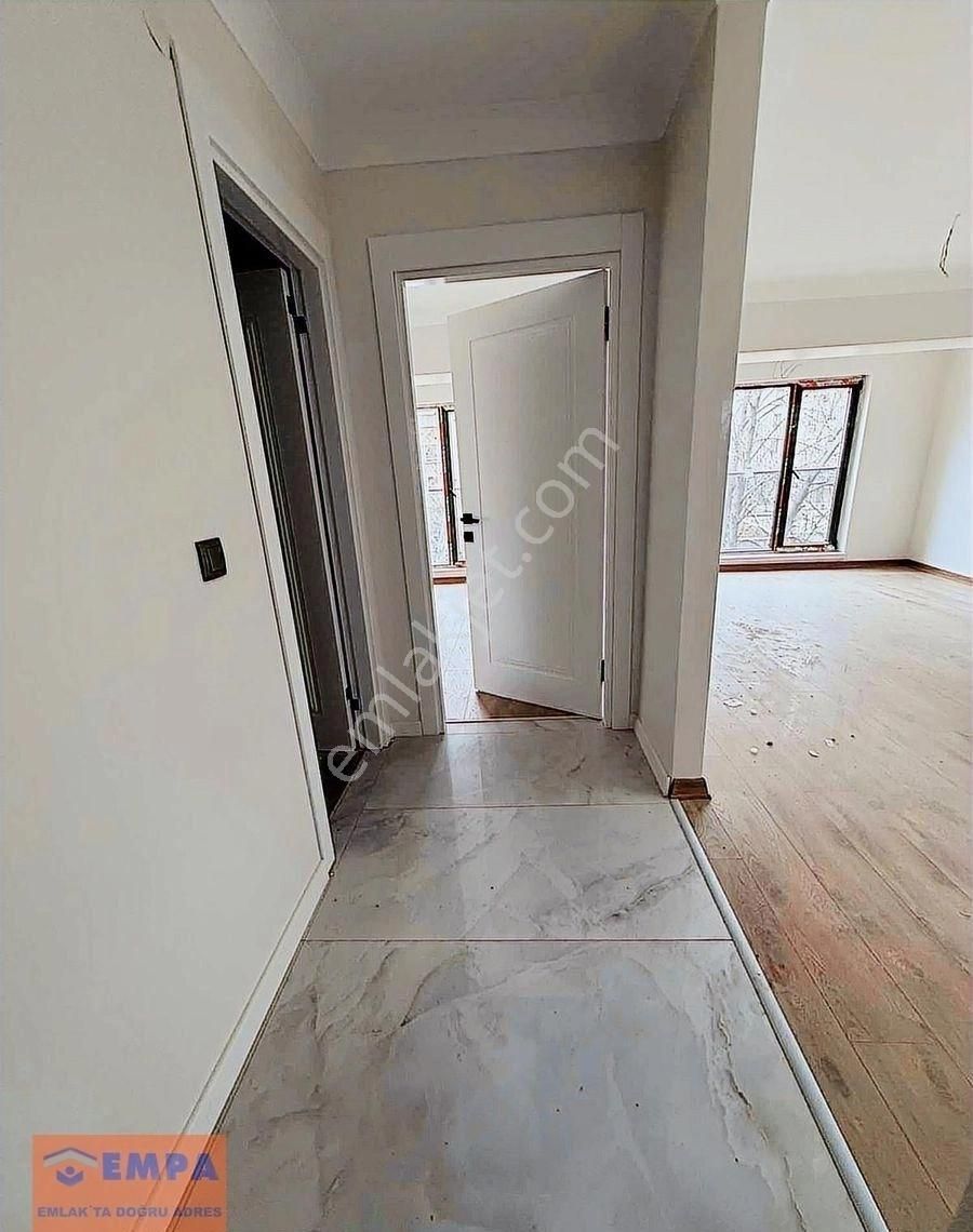 Empa'dan Gençlik Caddesine Yakın Yeni Binada Kiralık 2+1 - Görsel 16