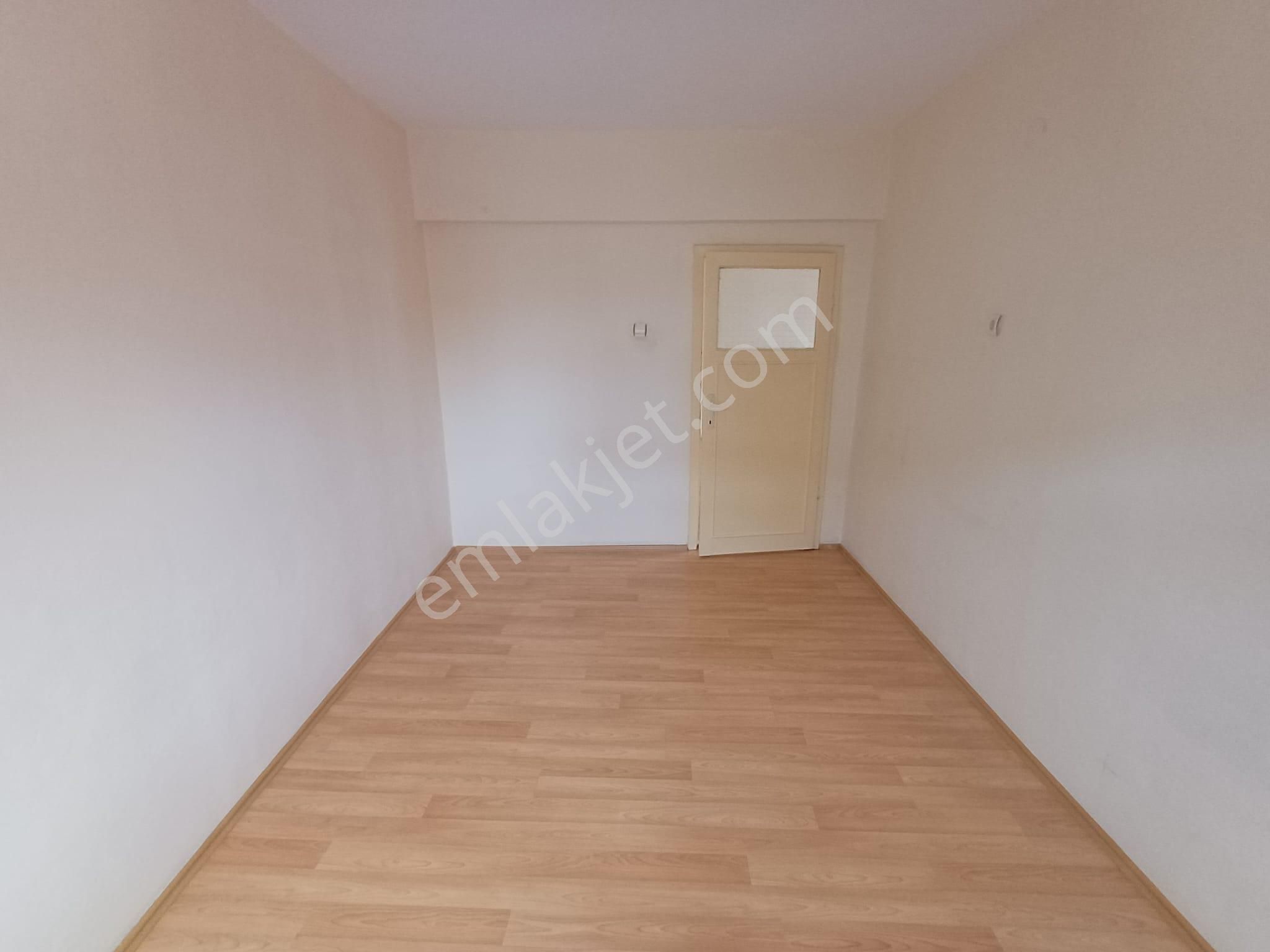 Sincan Akşemsettin Mahallesinde Cadde Üzerinde 3+1 Satılık Daire - Görsel 16