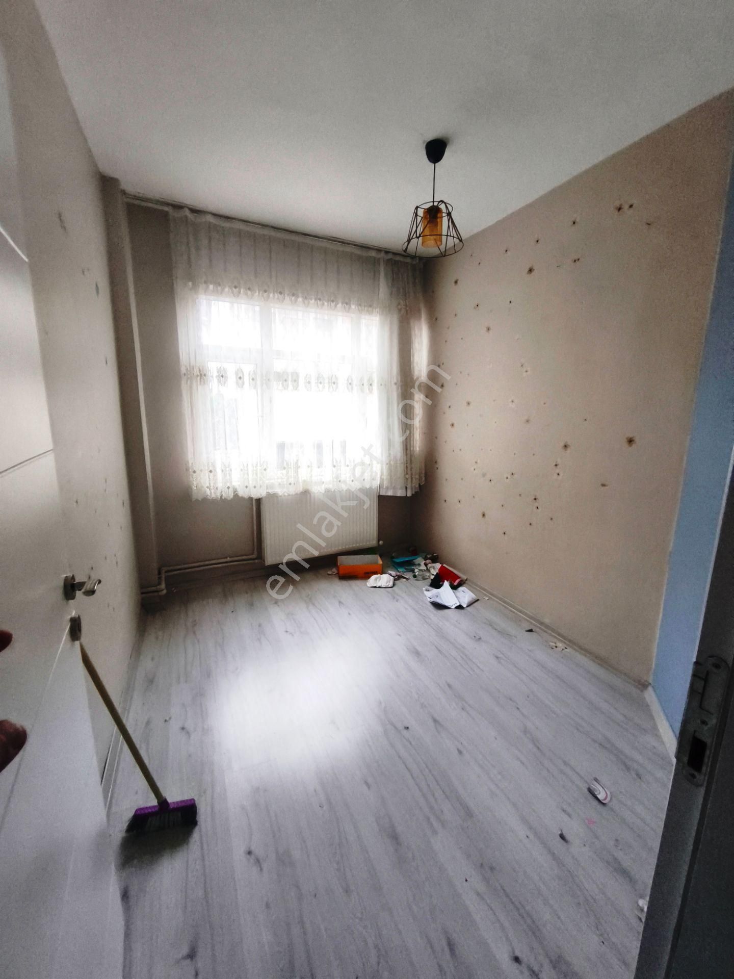 Eyüp Nişancı B.haydar 2+1 / 85m2 / Yüksek Giriş Kat, Havadar , Kombili Daire - Görsel 15