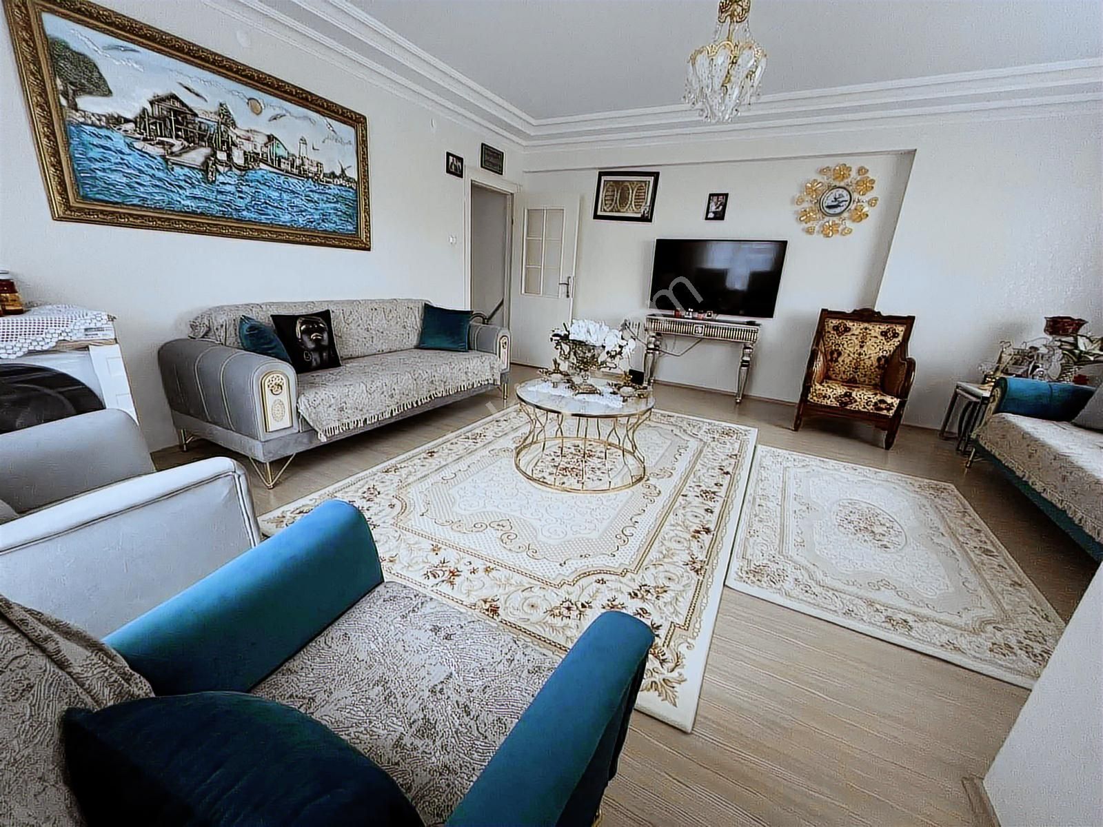 Lider Emlak'tan Asansörlü Net 130m2 Ön Cephe Ebeveyn+kiler 3+1 - Görsel 18