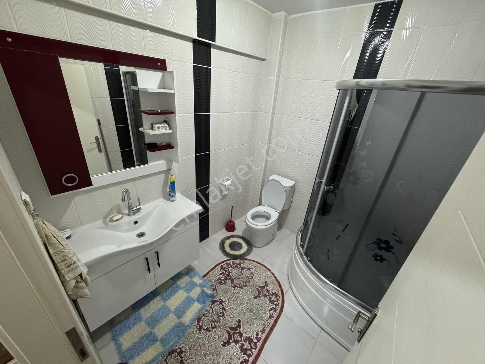 Lider Emlak'tan Asansörlü Net 130m2 Ön Cephe Ebeveyn+kiler 3+1 - Görsel 16