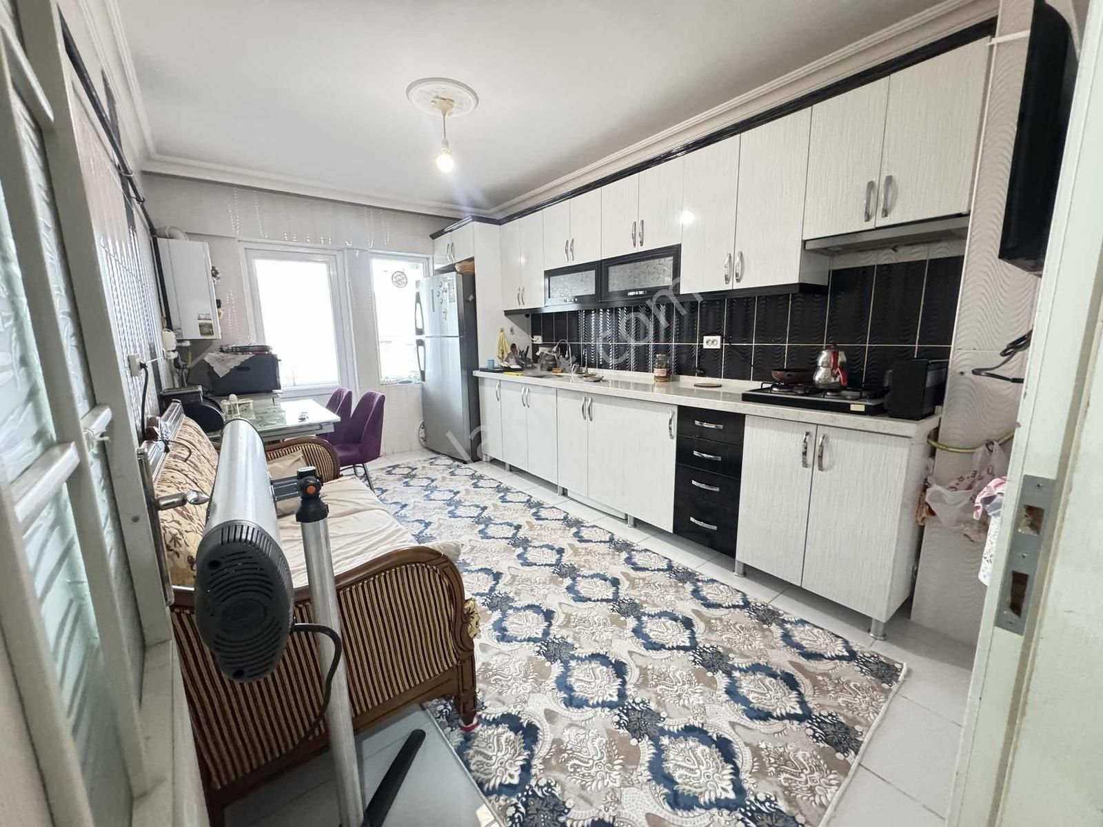 Lider Emlak'tan Asansörlü Net 130m2 Ön Cephe Ebeveyn+kiler 3+1 - Görsel 10