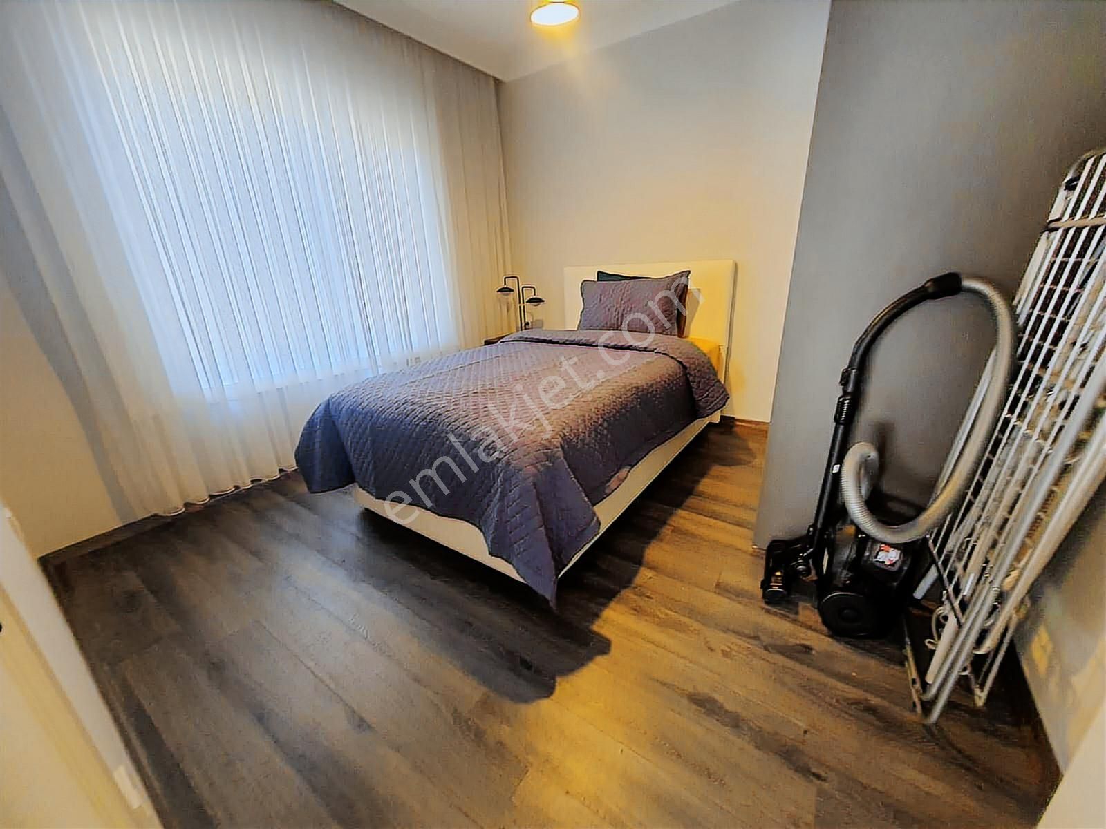 Arel'den Emek'te Milli Küt. Yakını Yeni Bina 2.kat Mobilyalı 2+1 - Görsel 3