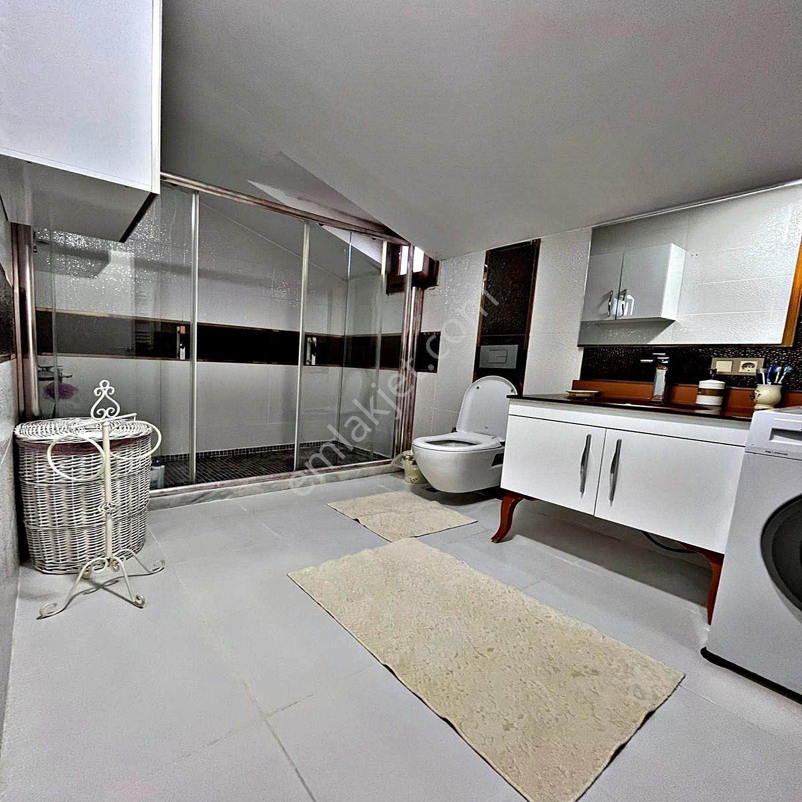 Beylikdüzü Ashıll Konaklarında Satılık Lüks 4+2 Dubleks - Görsel 24