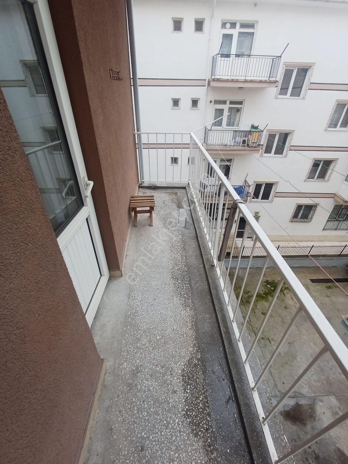 Yazıcı Dan Plevne Mahallesinde 2.ara Katta Satılık 3+1 Daire - Görsel 21