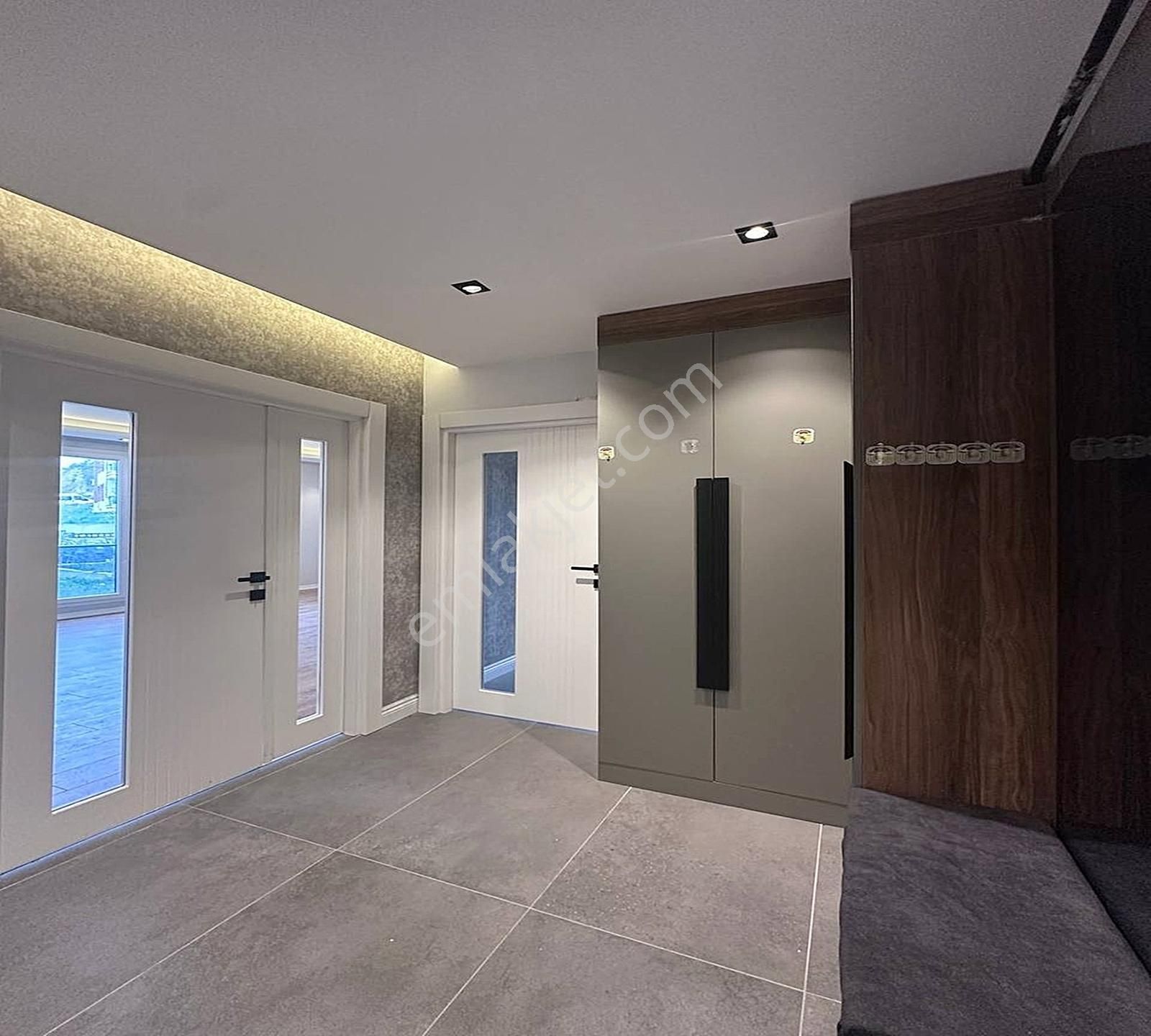 Giyinme Odalı Butik Site İçerisinde Satılık 3+1 - Görsel 17