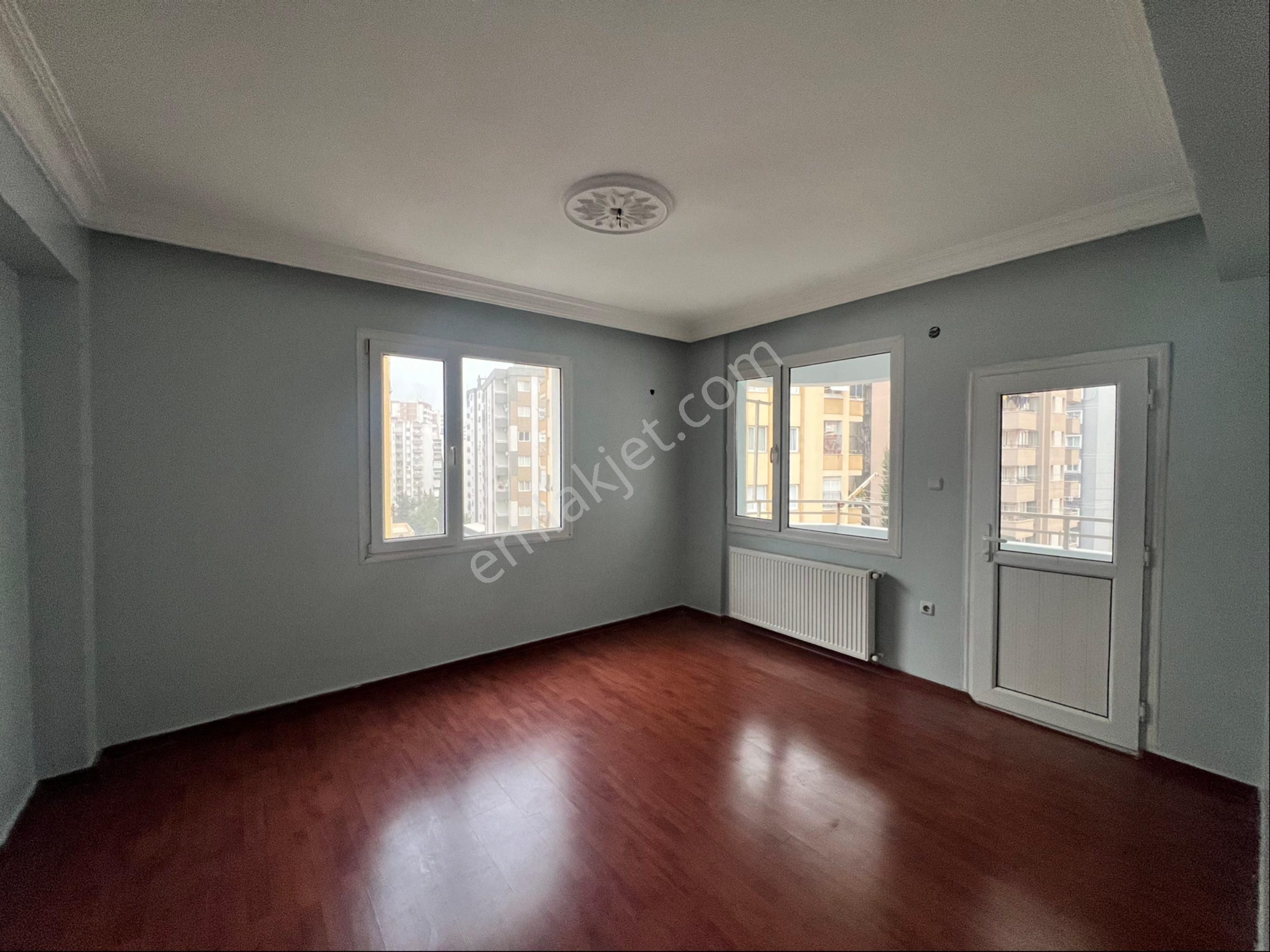 Süleyman Demirel Blv Üzeri 4+1 K.mutfak Ç.banyo Kombili Boyalı