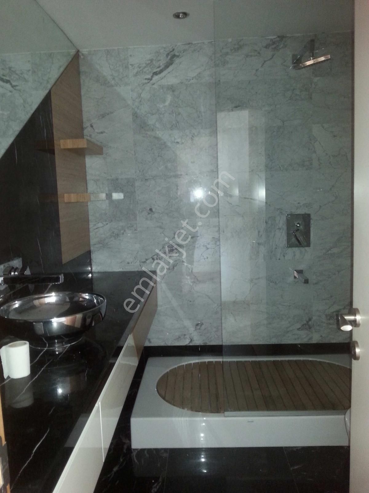 Skyport Residence 'da 2+1 120 M2 Deniz Manzaralı Ofis - Görsel 2