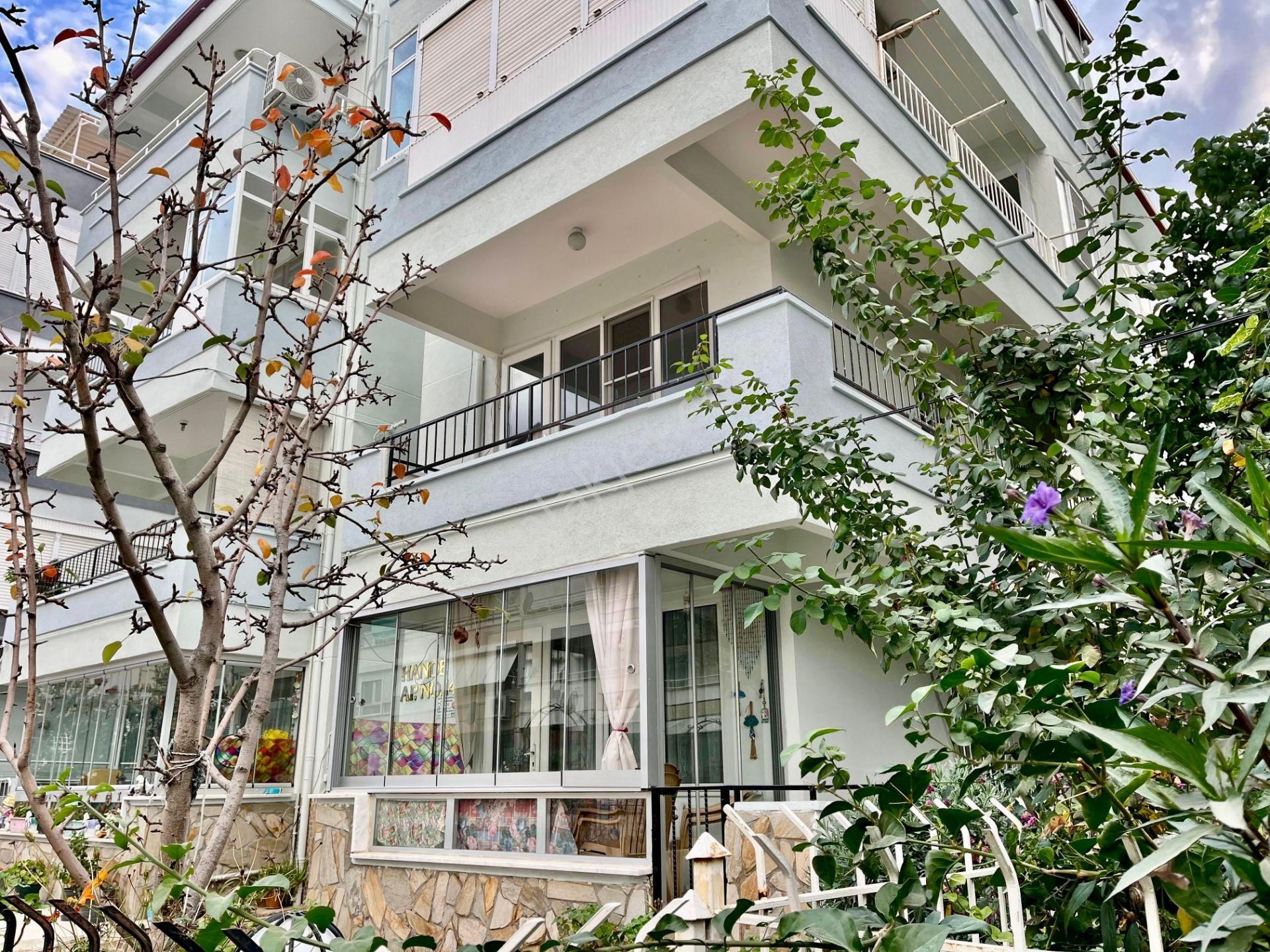 Akçay Özgüven Emlak'tan Denize 300 Metre Arakat Ön Cephe 2+1 Daire