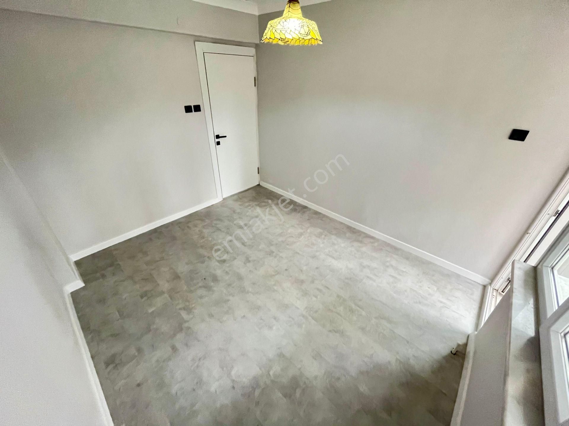 Akçay Özgüven Emlak'tan Denize 300 Metre Arakat Ön Cephe 2+1 Daire - Görsel 14