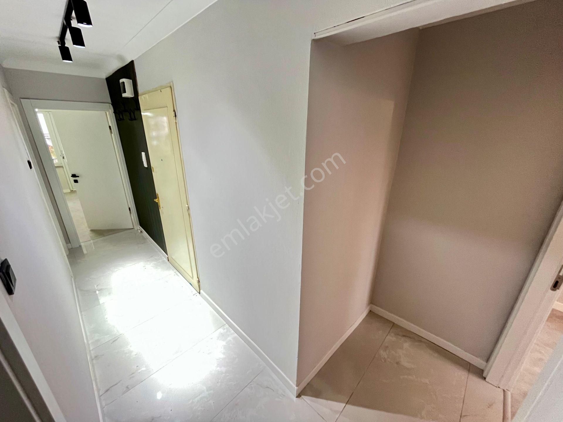 Akçay Özgüven Emlak'tan Denize 300 Metre Arakat Ön Cephe 2+1 Daire - Görsel 23