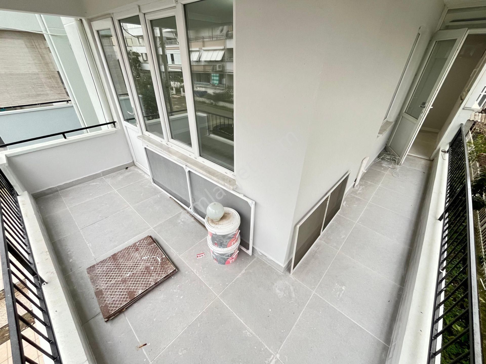 Akçay Özgüven Emlak'tan Denize 300 Metre Arakat Ön Cephe 2+1 Daire - Görsel 19