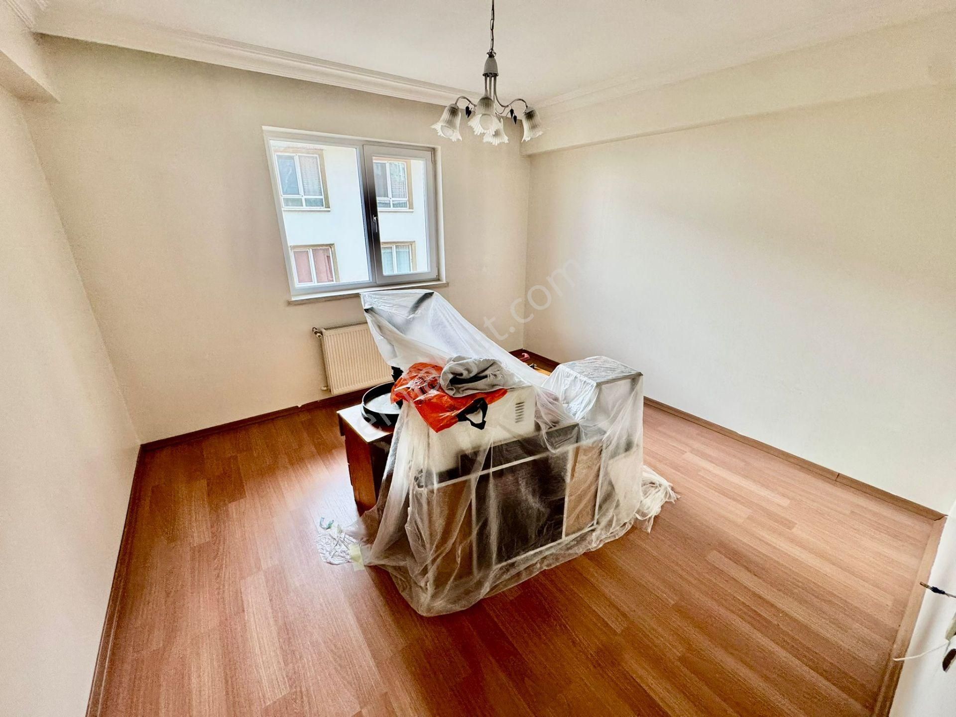 Kuşcgız Mahallesinde Yapılı Katta Manzaralı Asansörlü - Görsel 11