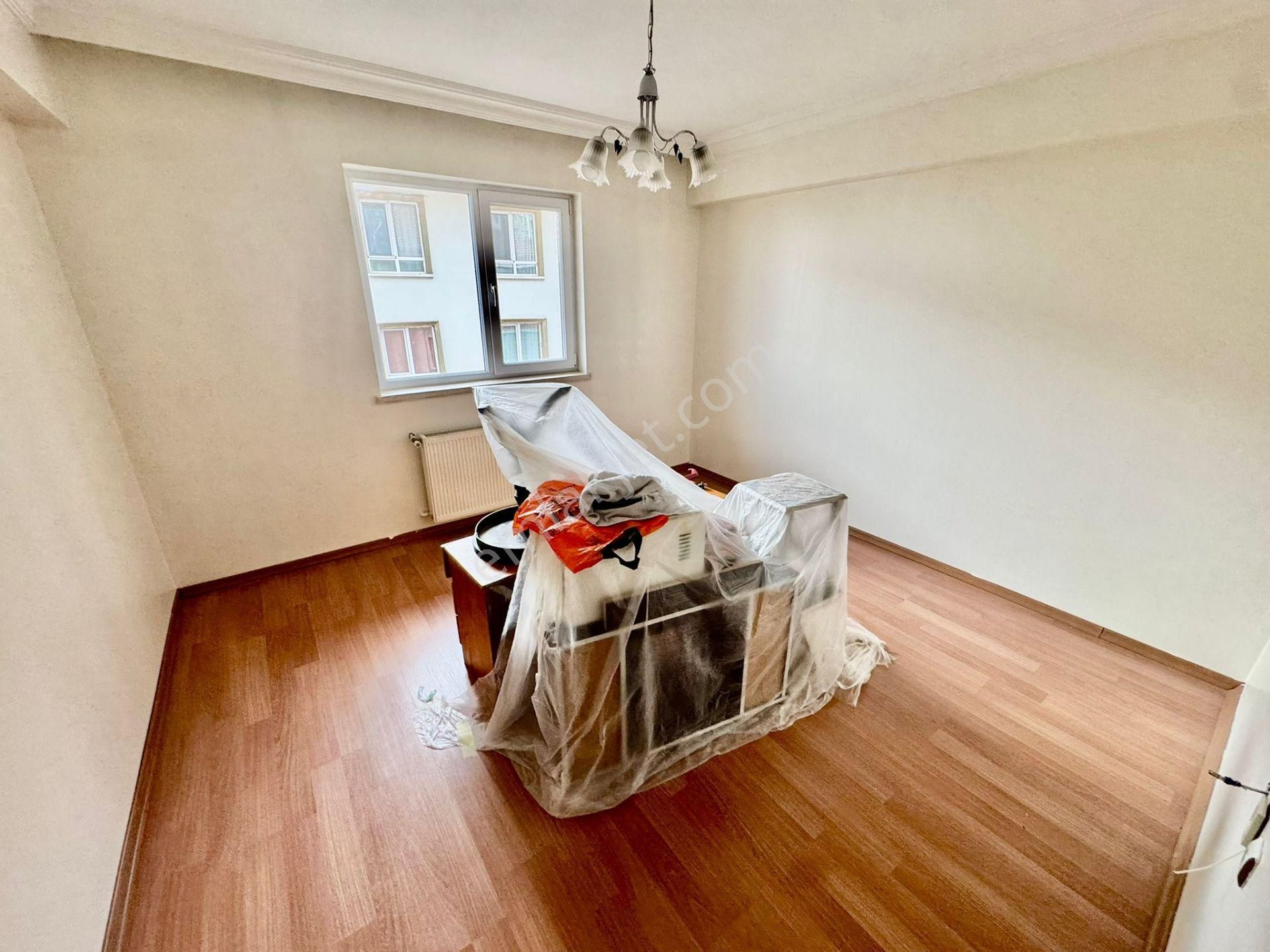 Kuşcgız Mahallesinde Yapılı Katta Manzaralı Asansörlü - Görsel 10