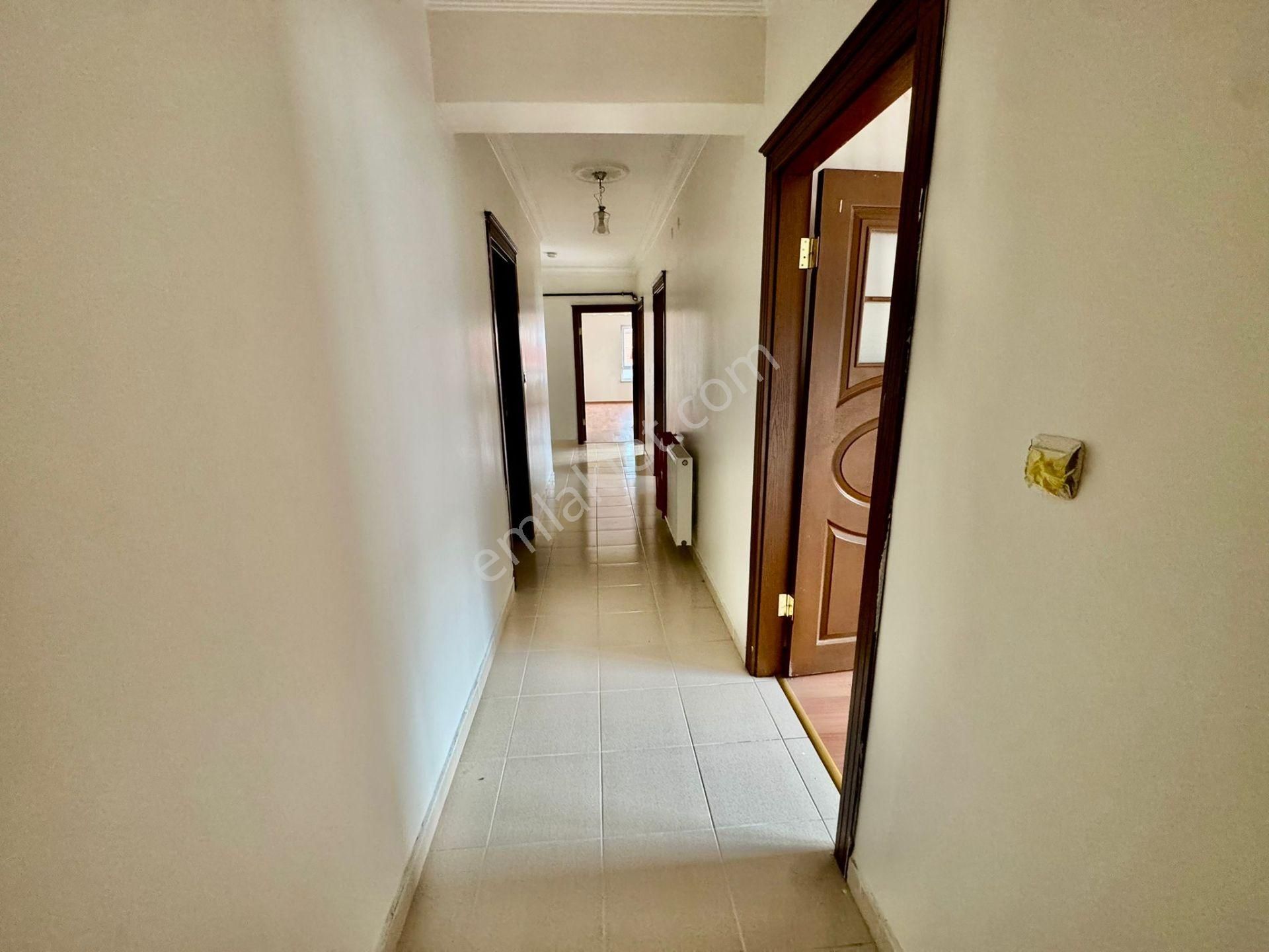 Kuşcgız Mahallesinde Yapılı Katta Manzaralı Asansörlü - Görsel 15