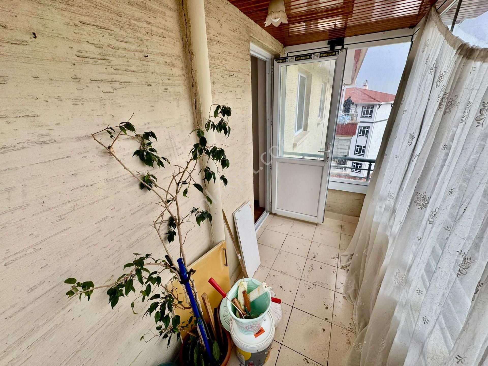 Kuşcgız Mahallesinde Yapılı Katta Manzaralı Asansörlü - Görsel 21