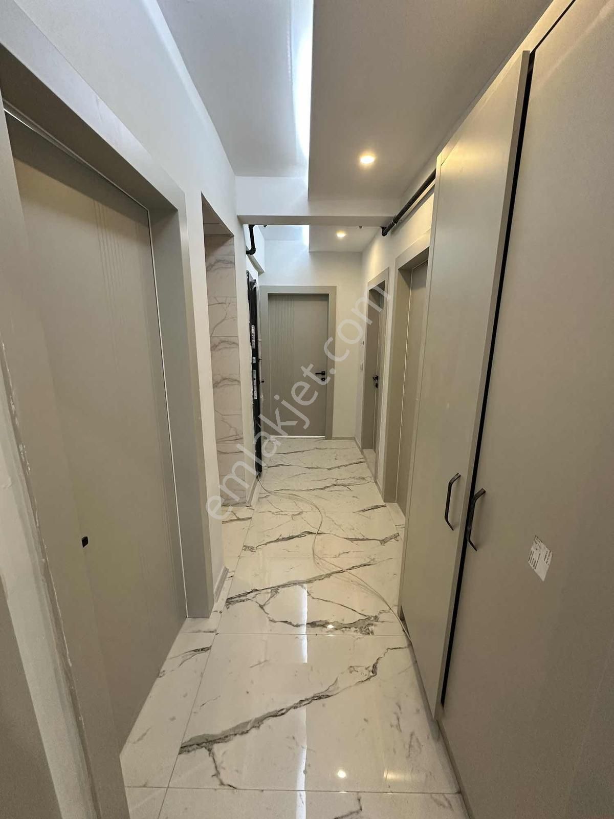 Çamlık Mahallesinde Manzaralı 2+1 110m2 Daire - Görsel 11