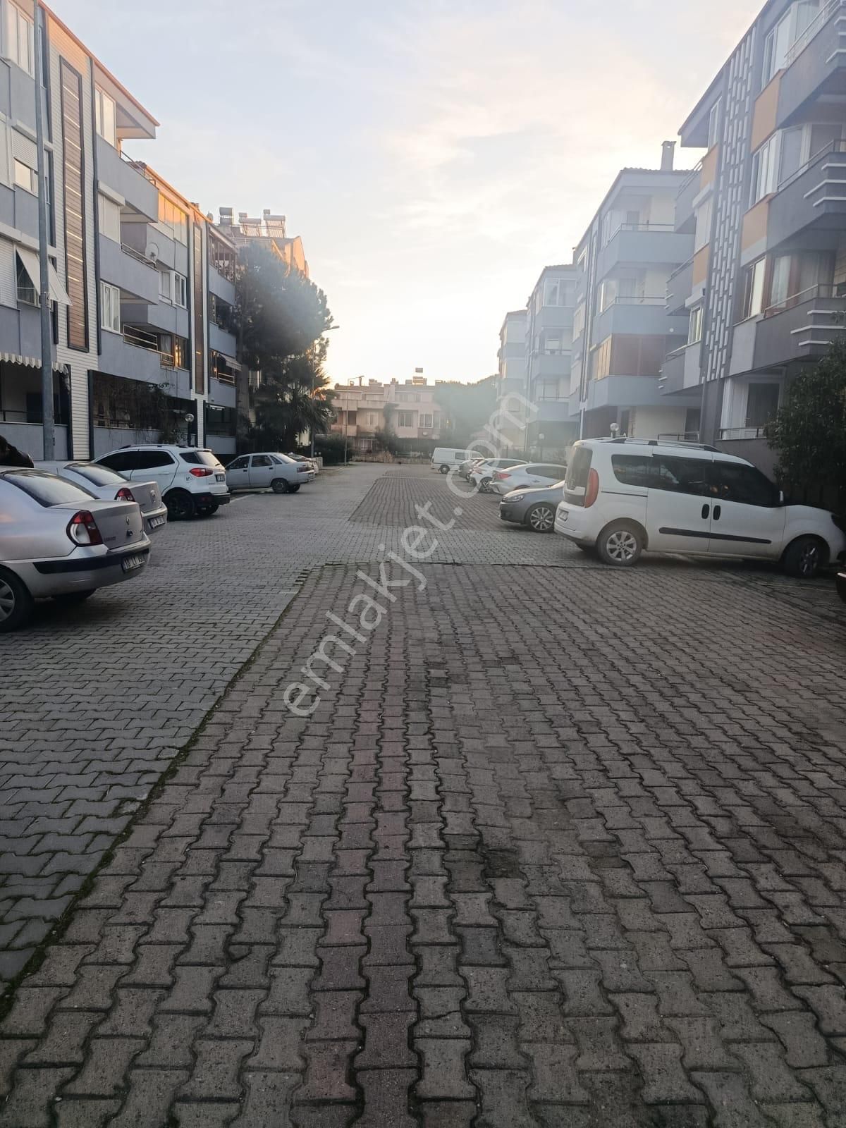 Akçay Doruk Gayrimenkul'den Lüks Dizayn, Ege Cafe Mevkiinde 2+1 Daire - Görsel 2