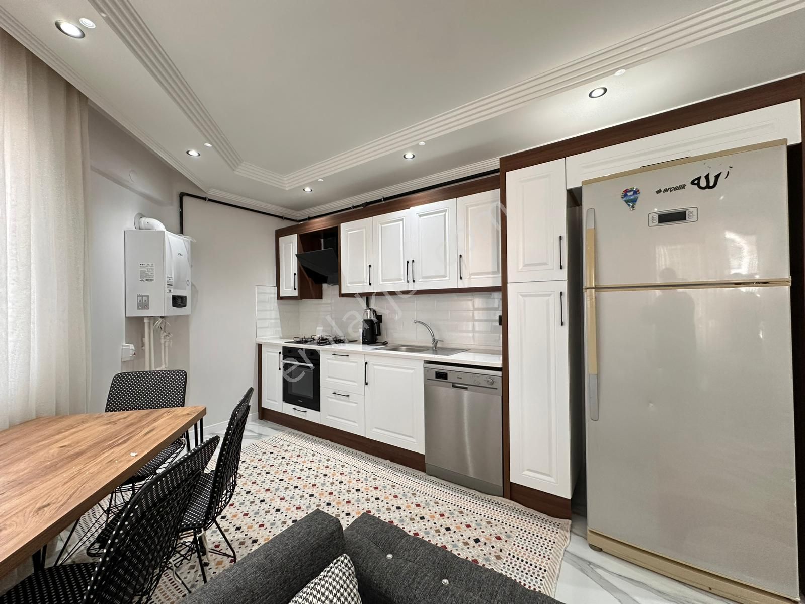 Muradiye Mahallesinde 2+1 Sıfır Daire
