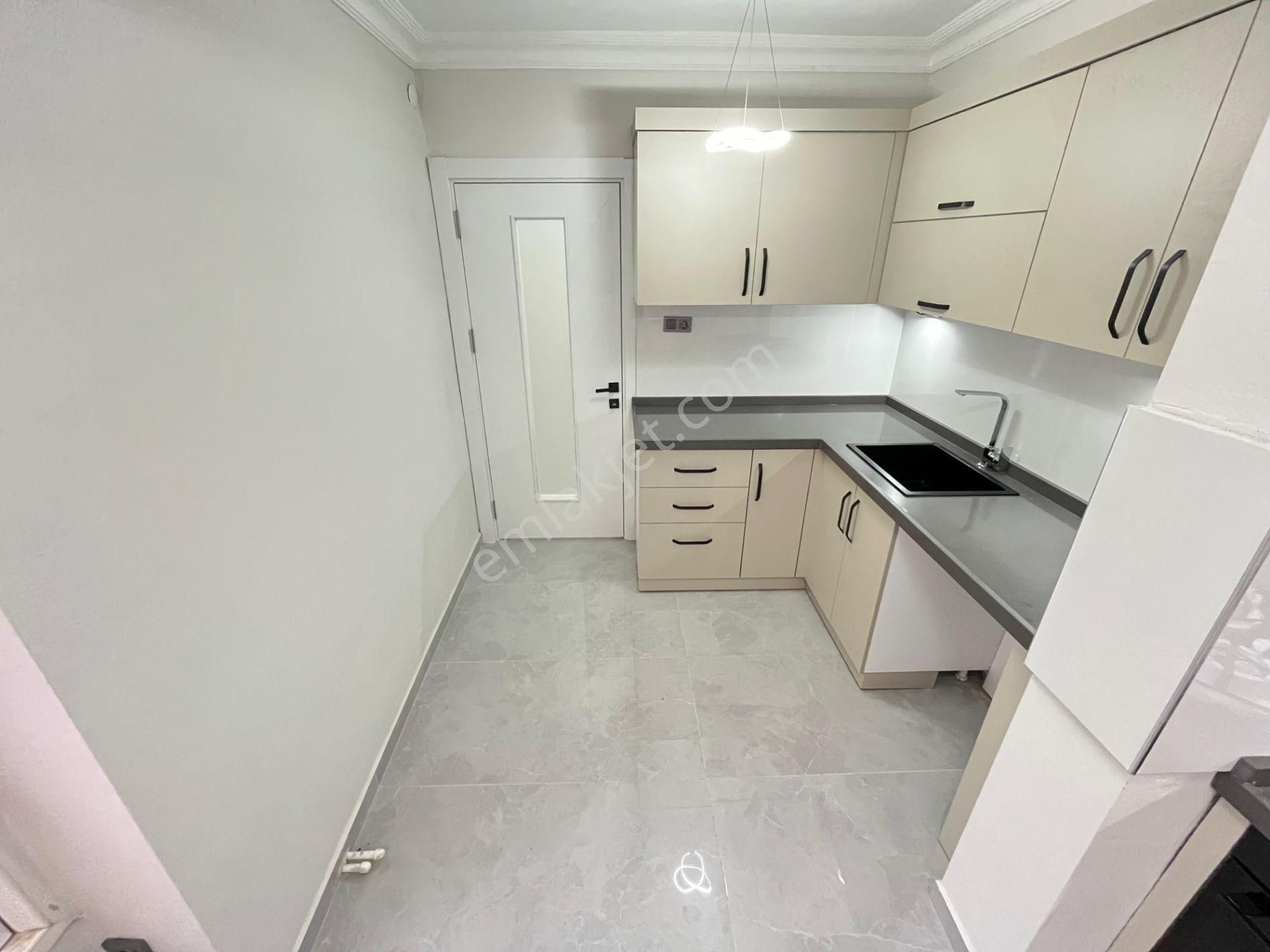 Akçay Özgüven Emlak'tan Satılık 2+1 Ayrı Mutfak Daire - Görsel 3