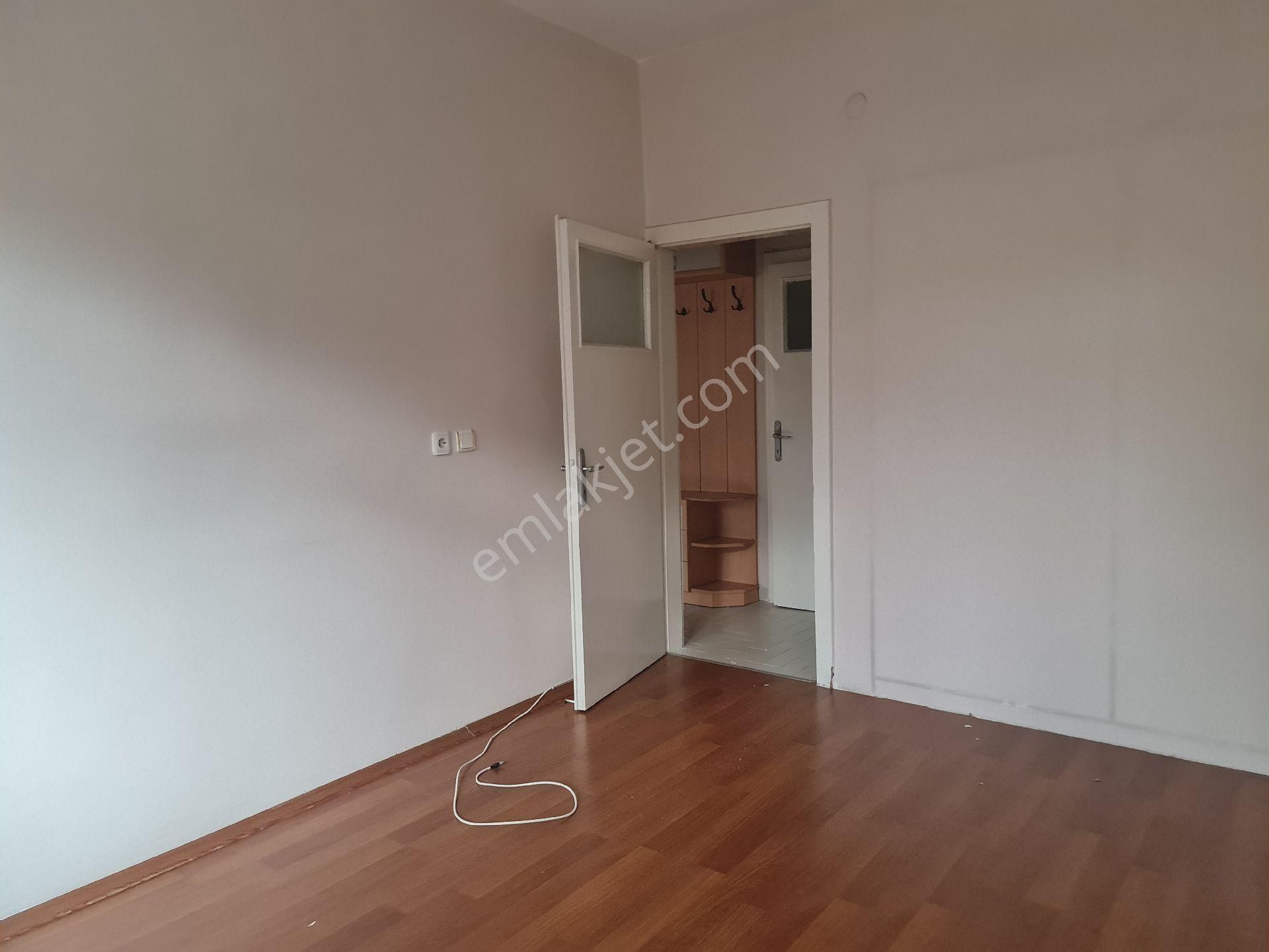 3. Caddede Ara Kat Ön Cephe - Görsel 7