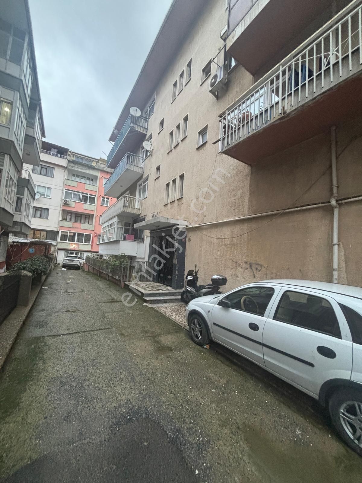 Maltepe Bağlarbaşın'da Şahane İçi Yapılı 3+1 Satılık Dairemiz - Görsel 27