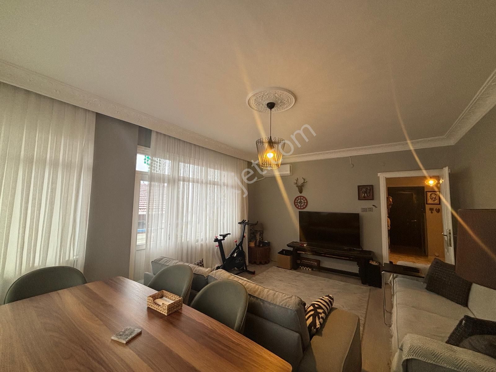 Maltepe Bağlarbaşın'da Şahane İçi Yapılı 3+1 Satılık Dairemiz