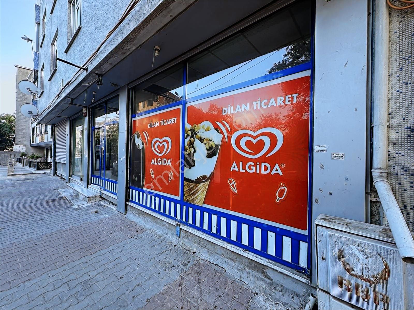 Cumhuryet Ve Kanarya Sınırında Düz Ayak 250 M2 2 Bölüm Dükkan - Görsel 4