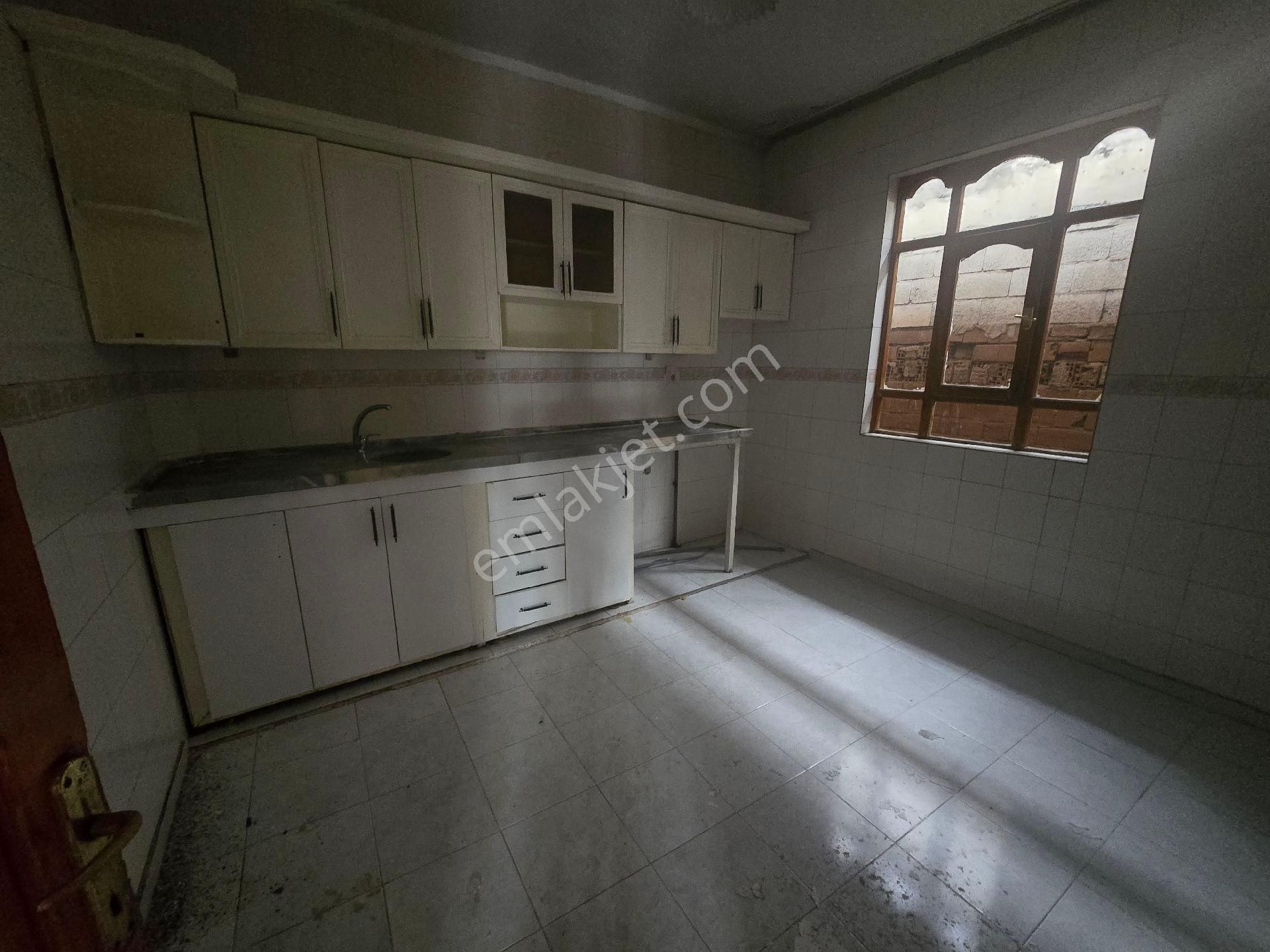 Kiralık 3+1 Son Kat - Görsel 10