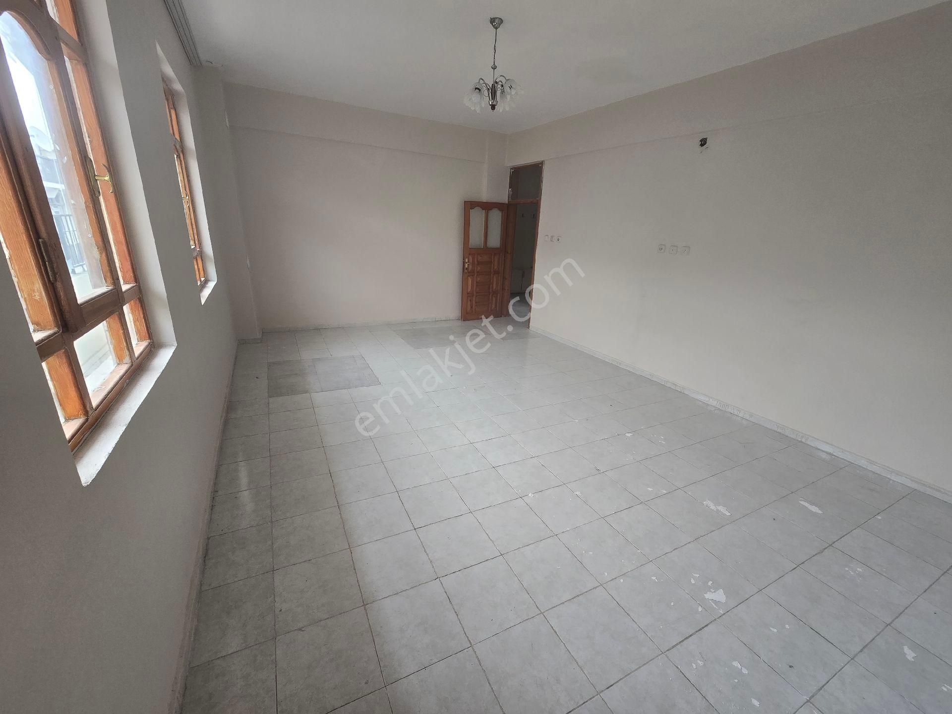 Kiralık 3+1 Son Kat - Görsel 4