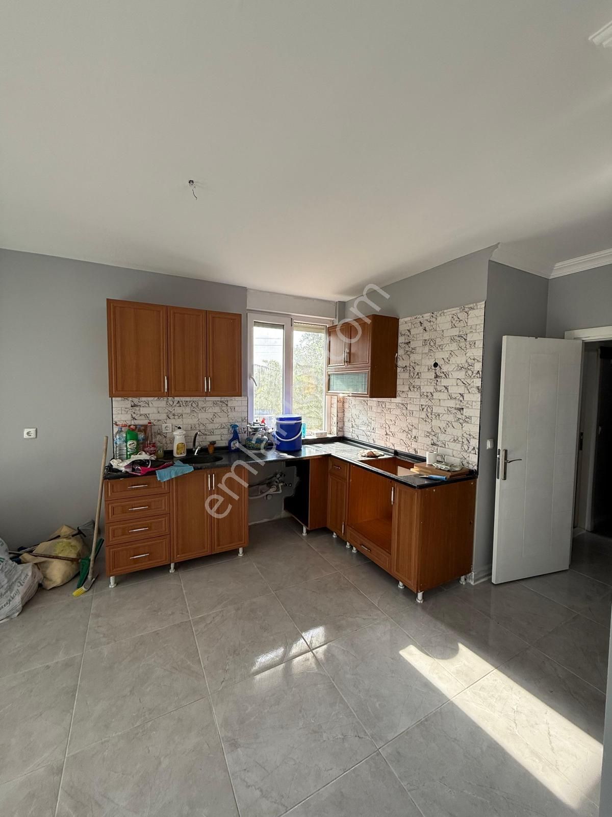 Kepez Varsak Mendereste Bahçe Kullanımlı 2+1 Temiz Daire! - Görsel 5