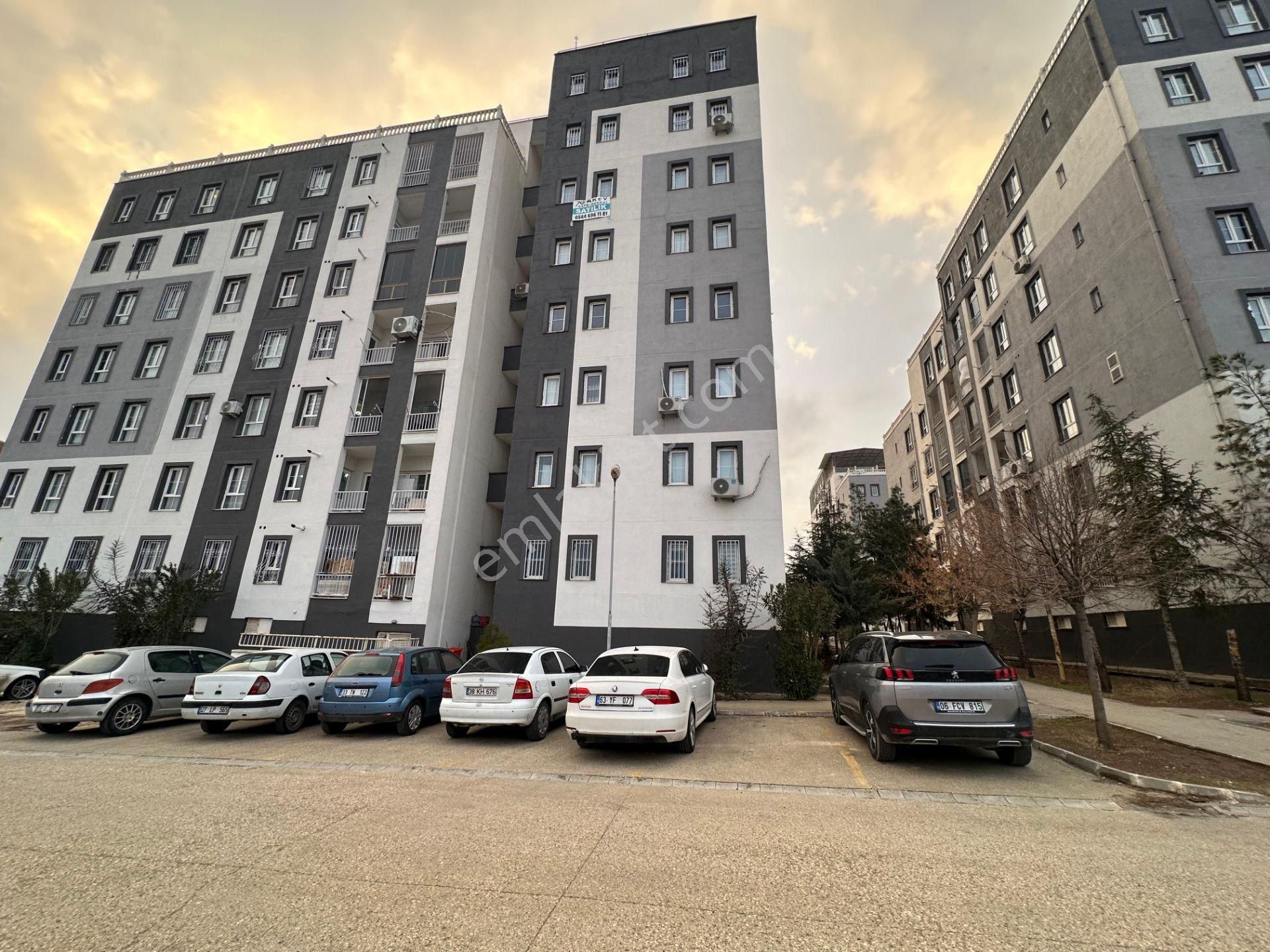 Akev Gayrimenkul'den Seyrantepe Toki Konutları 4+1 Ara Kat Daire - Görsel 31