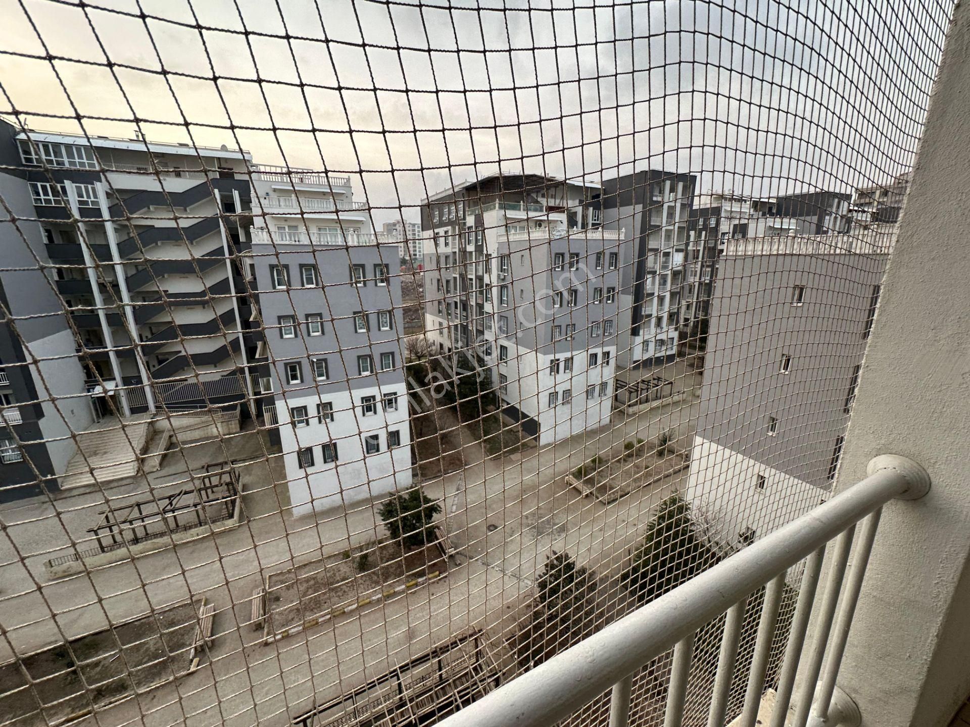 Akev Gayrimenkul'den Seyrantepe Toki Konutları 4+1 Ara Kat Daire - Görsel 16